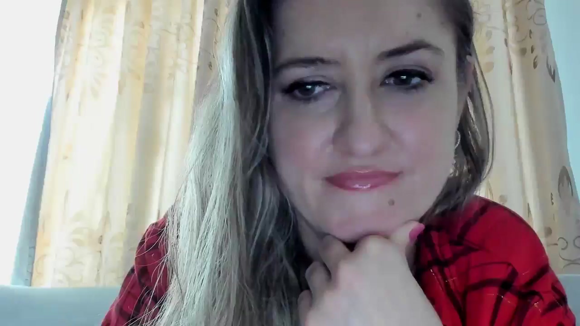 Gallery image thumbnail from BestDream's myfreecams stream on, 11/16/2025, 11:05 image 18 of 20
