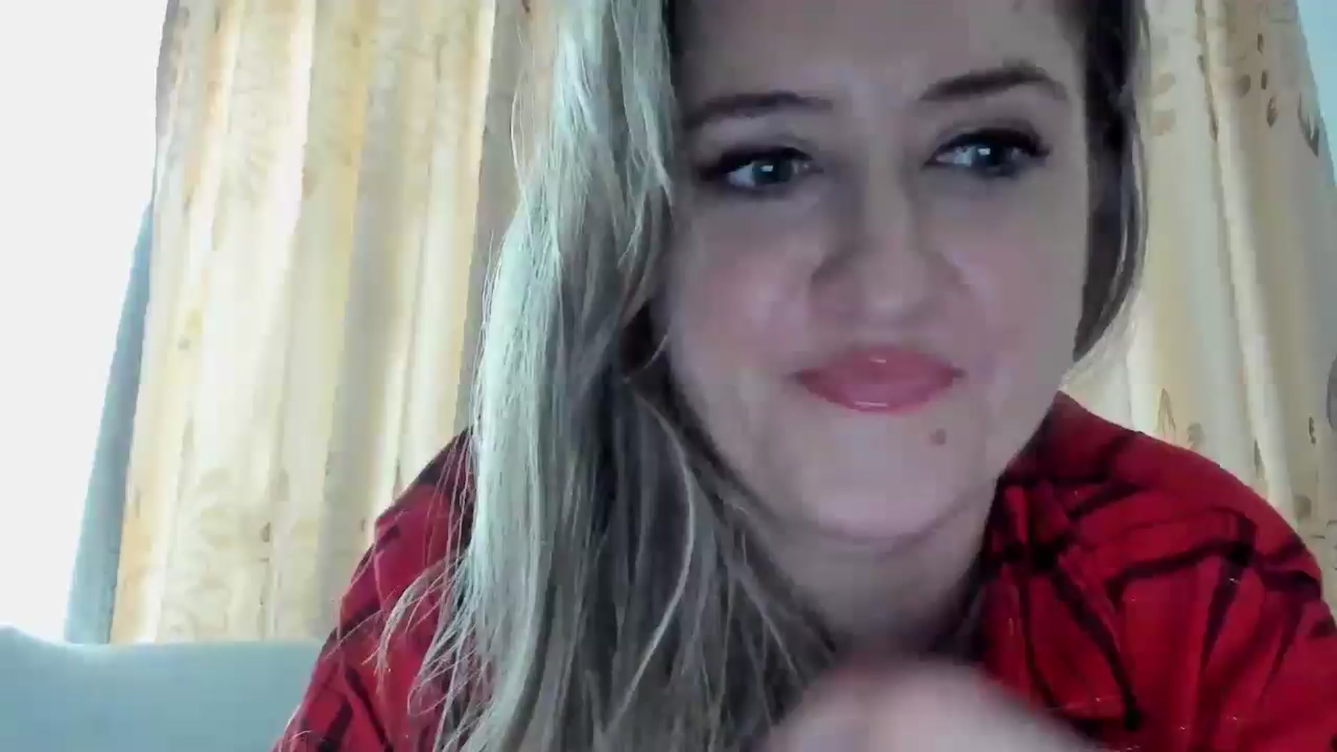 Gallery image thumbnail from BestDream's myfreecams stream on, 11/16/2025, 11:55 image 1 of 20
