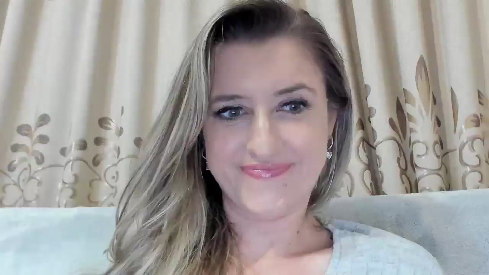 Gallery image thumbnail from BestDream's myfreecams stream on, 11/16/2025, 22:51 image 18 of 20