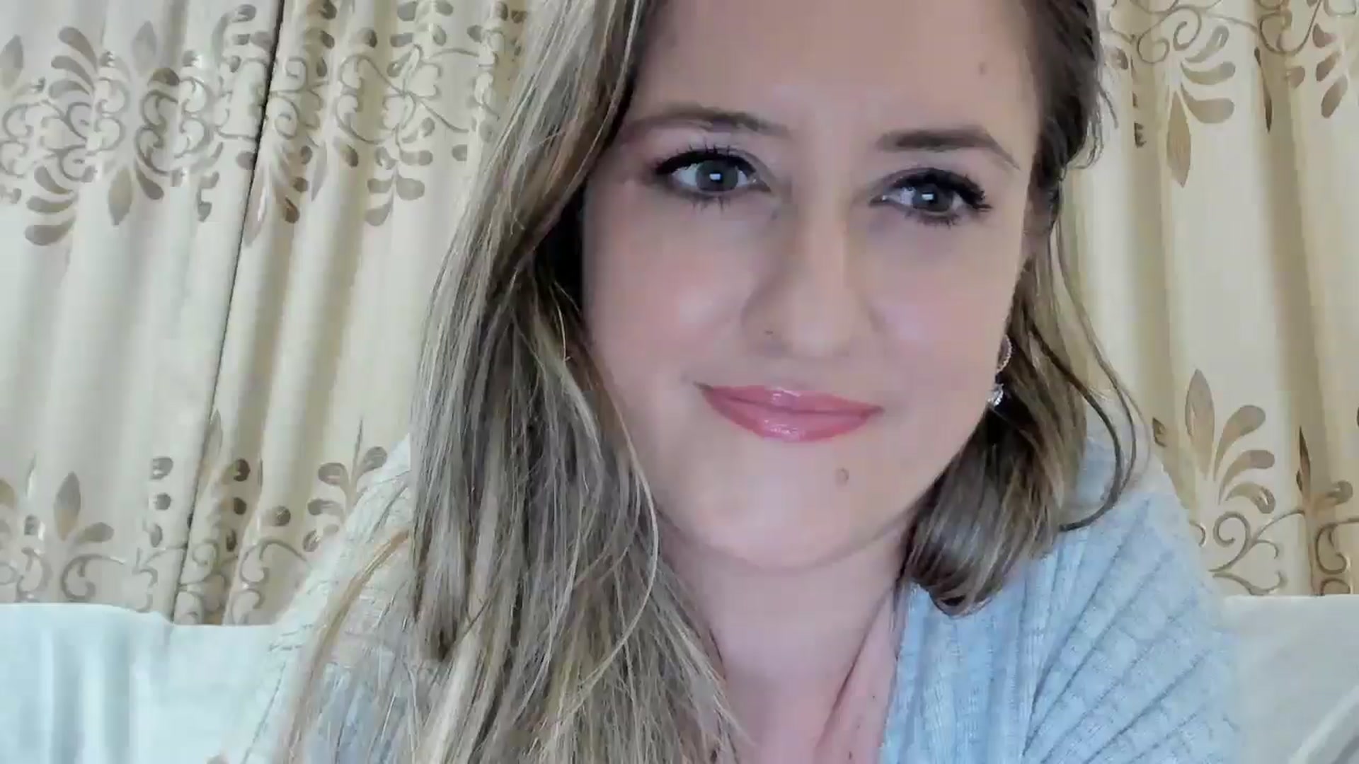 Gallery image thumbnail from BestDream's myfreecams stream on, 11/17/2025, 24:44 image 13 of 20