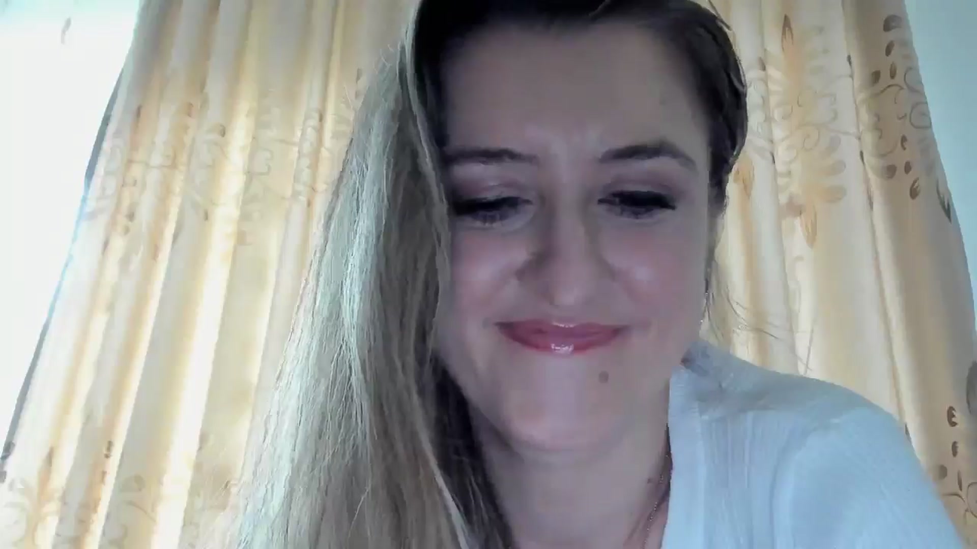 Gallery image thumbnail from BestDream's myfreecams stream on, 11/17/2025, 11:17 image 12 of 20