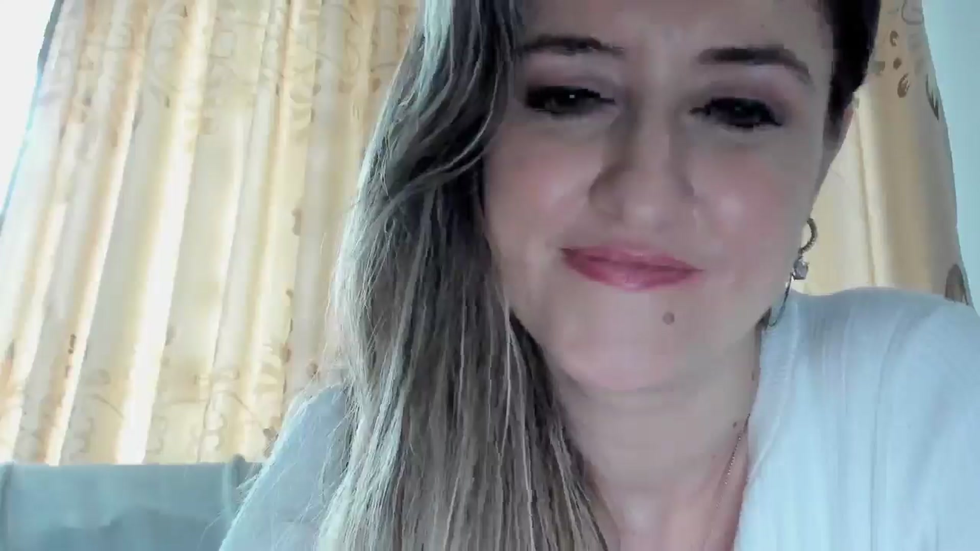 Gallery image thumbnail from BestDream's myfreecams stream on, 11/17/2025, 12:54 image 10 of 20