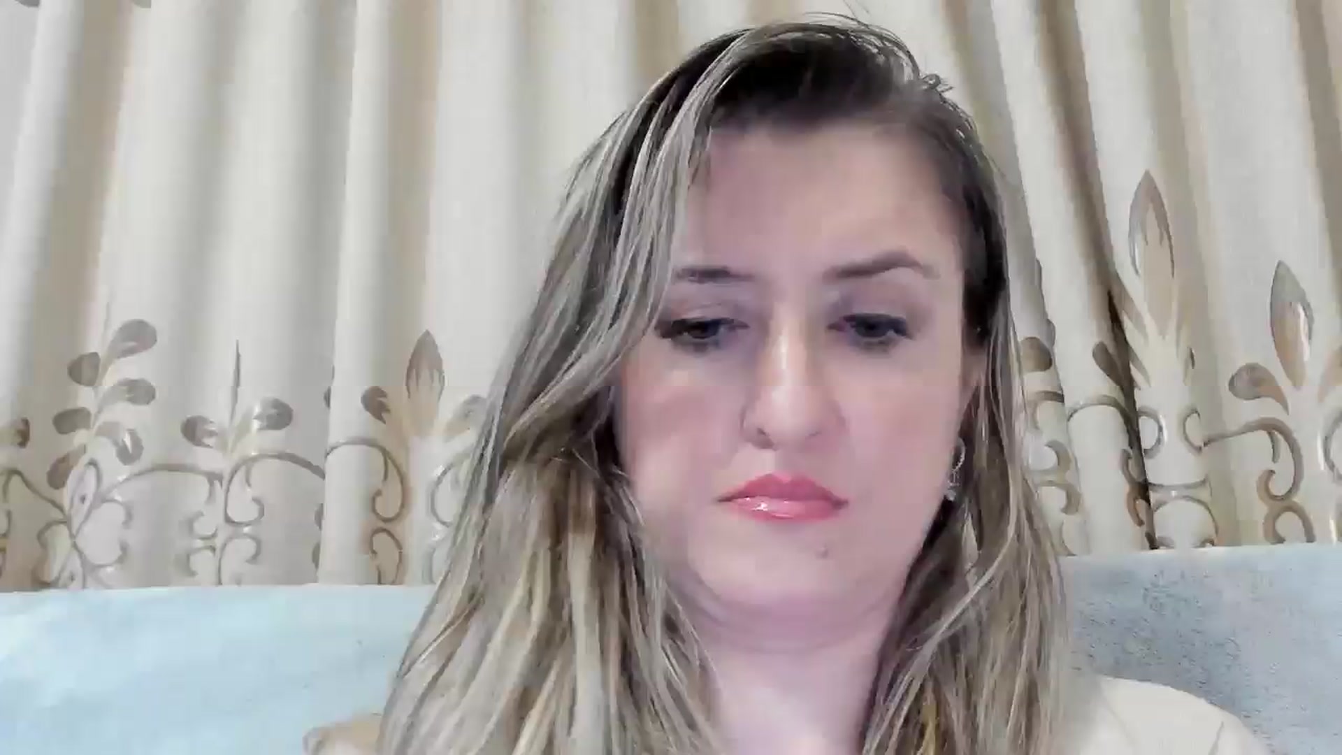 Gallery image thumbnail from BestDream's myfreecams stream on, 11/17/2025, 23:45 image 9 of 20