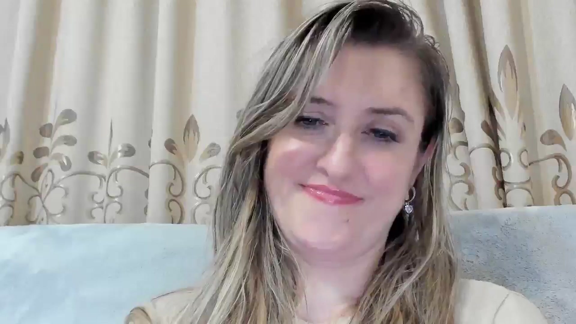 Gallery image thumbnail from BestDream's myfreecams stream on, 11/17/2025, 23:45 image 11 of 20