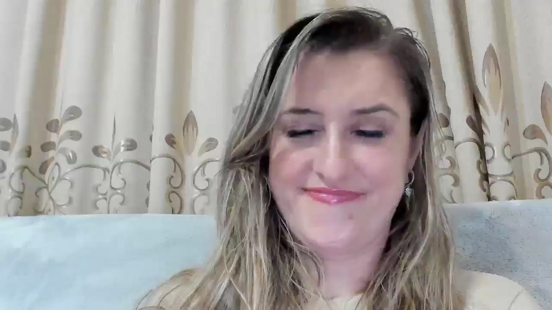 Gallery image thumbnail from BestDream's myfreecams stream on, 11/17/2025, 23:45 image 12 of 20