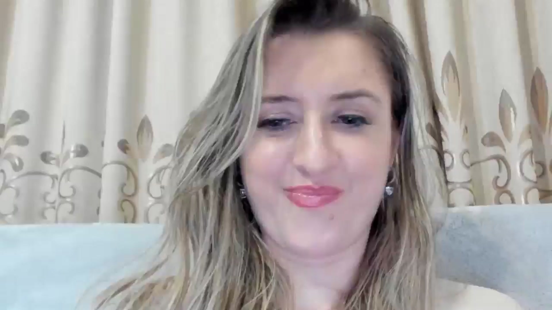 Gallery image thumbnail from BestDream's myfreecams stream on, 11/18/2025, 24:30 image 1 of 20