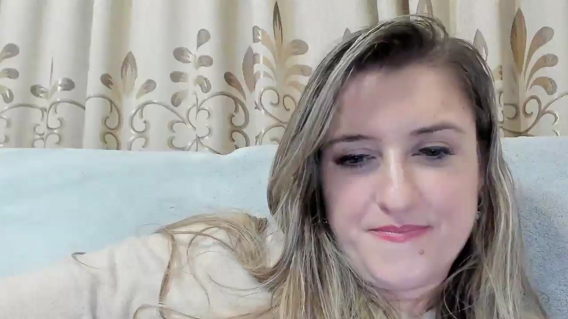Gallery image thumbnail from BestDream's myfreecams stream on, 11/18/2025, 01:09 image 6 of 20