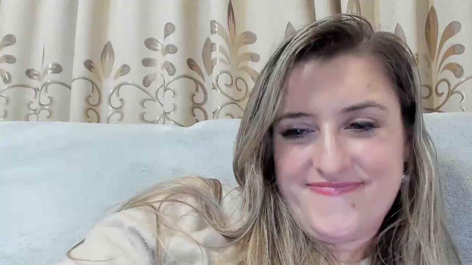 Gallery image thumbnail from BestDream's myfreecams stream on, 11/18/2025, 01:09 image 8 of 20