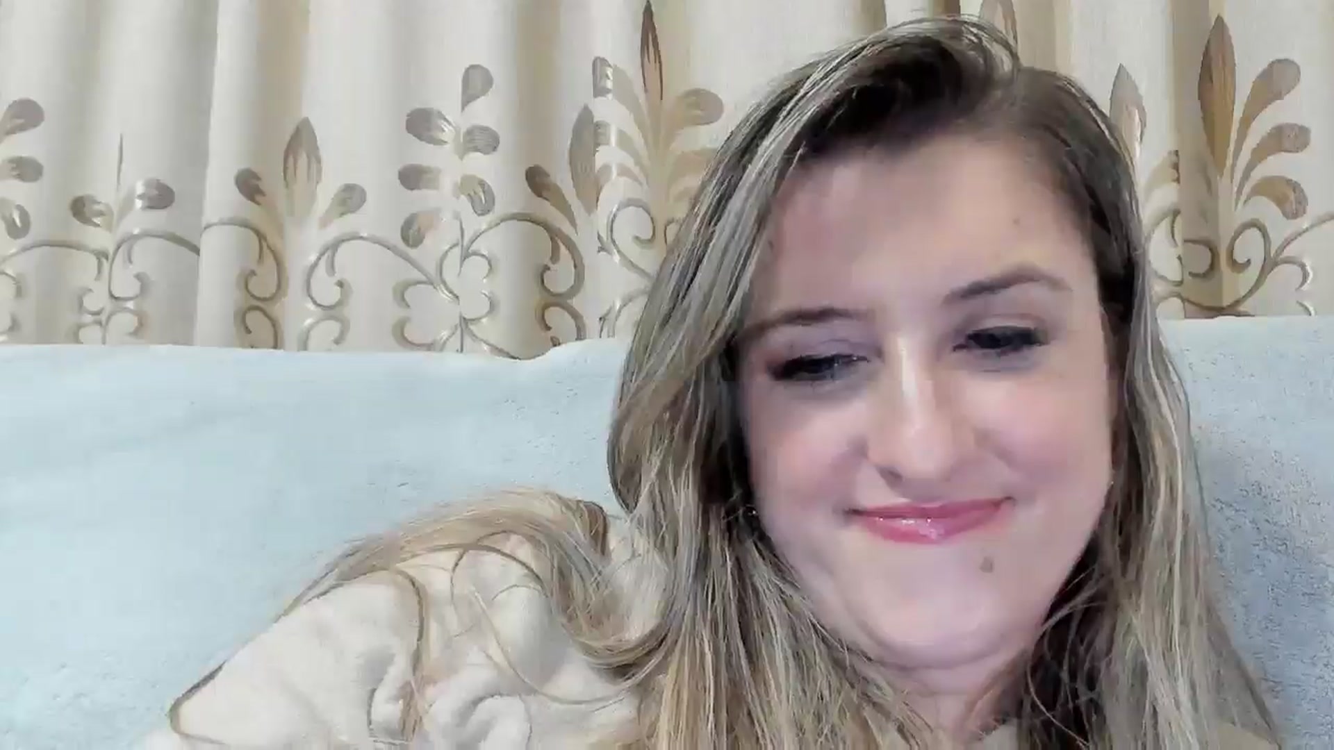 Gallery image thumbnail from BestDream's myfreecams stream on, 11/18/2025, 01:09 image 5 of 20