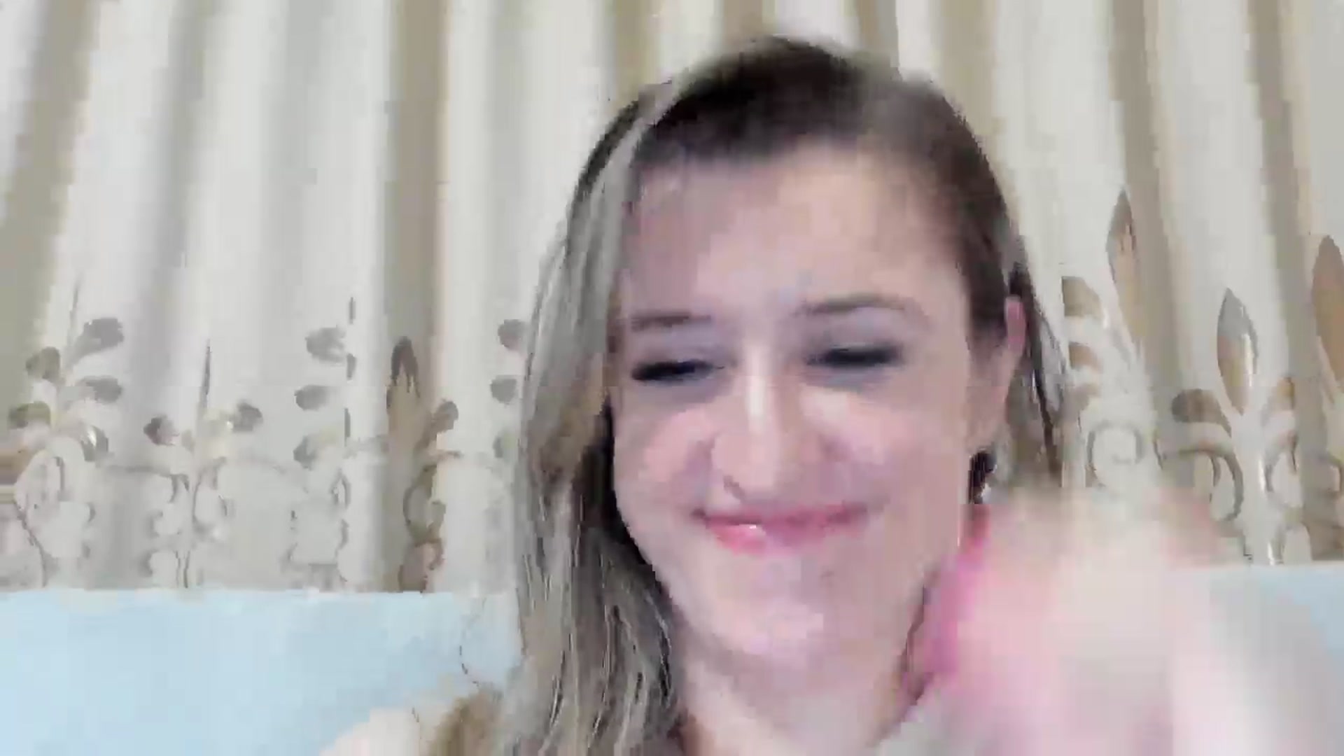 Gallery image thumbnail from BestDream's myfreecams stream on, 11/18/2025, 02:46 image 15 of 20
