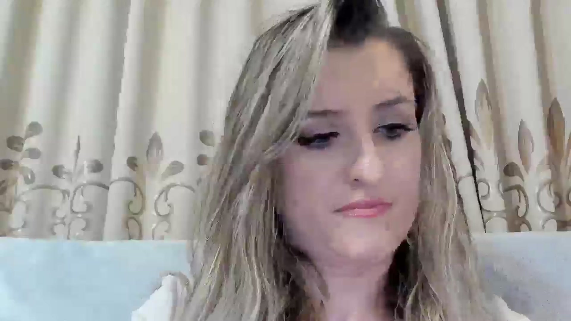 Gallery image thumbnail from BestDream's myfreecams stream on, 11/19/2025, 24:31 image 3 of 20