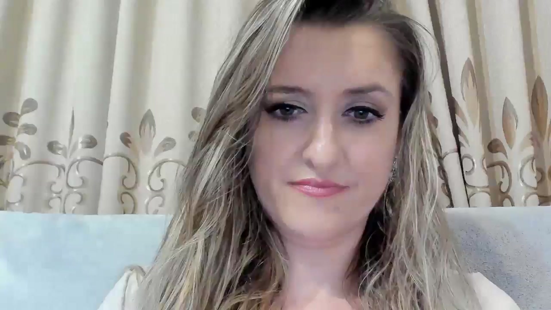 Gallery image thumbnail from BestDream's myfreecams stream on, 11/19/2025, 24:31 image 2 of 20