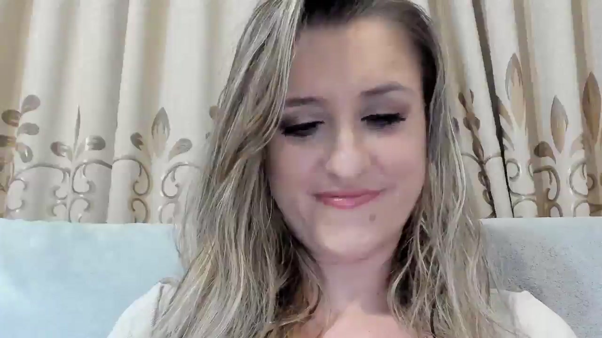 Gallery image thumbnail from BestDream's myfreecams stream on, 11/19/2025, 24:31 image 6 of 20
