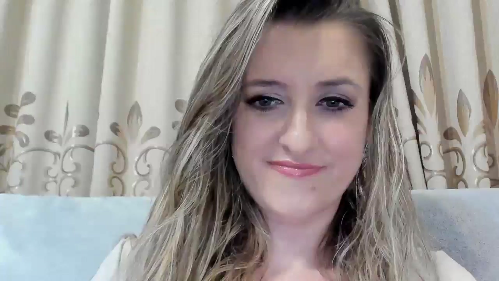 Gallery image thumbnail from BestDream's myfreecams stream on, 11/19/2025, 24:31 image 1 of 20