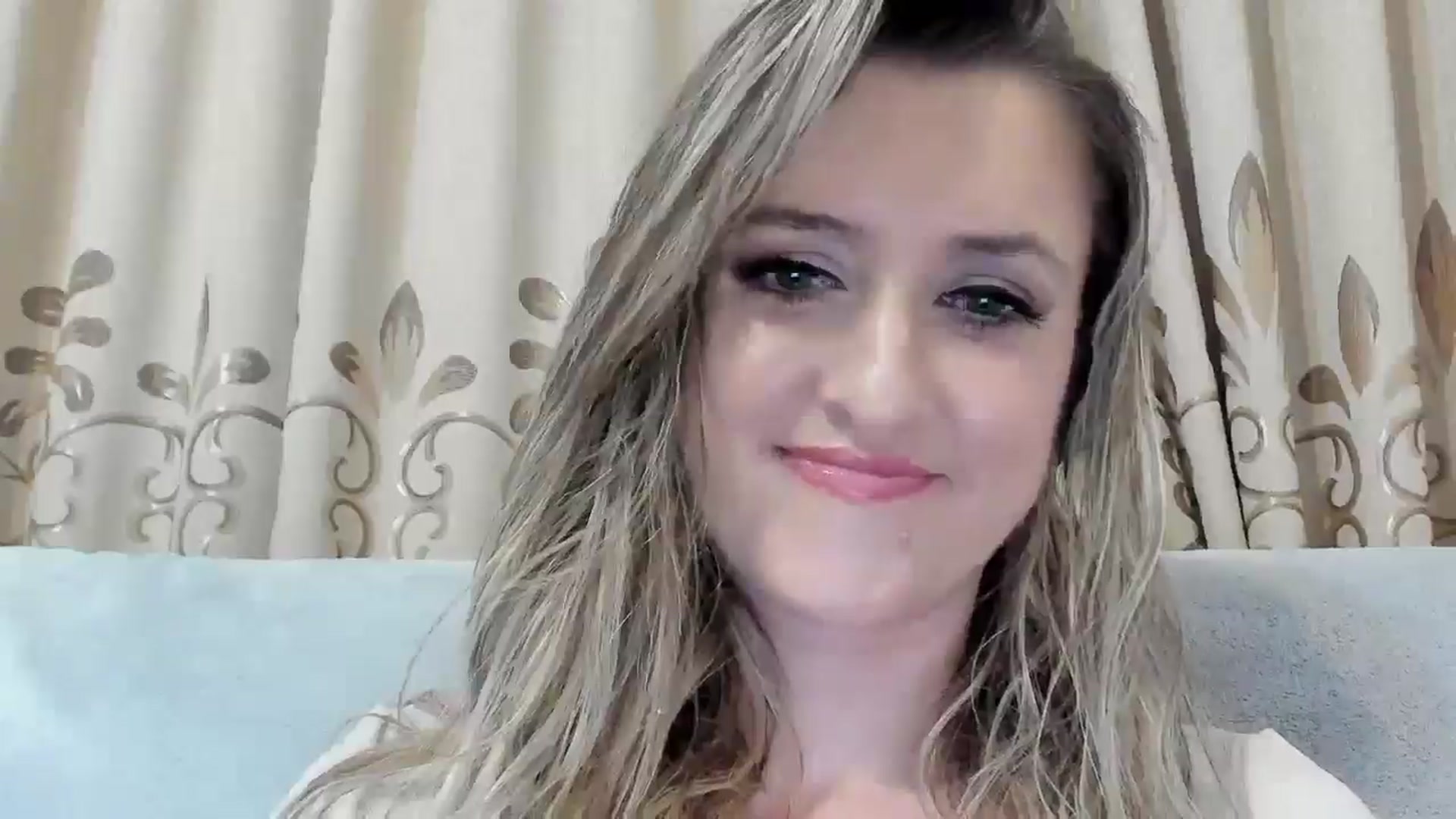 Gallery image thumbnail from BestDream's myfreecams stream on, 11/19/2025, 24:31 image 13 of 20