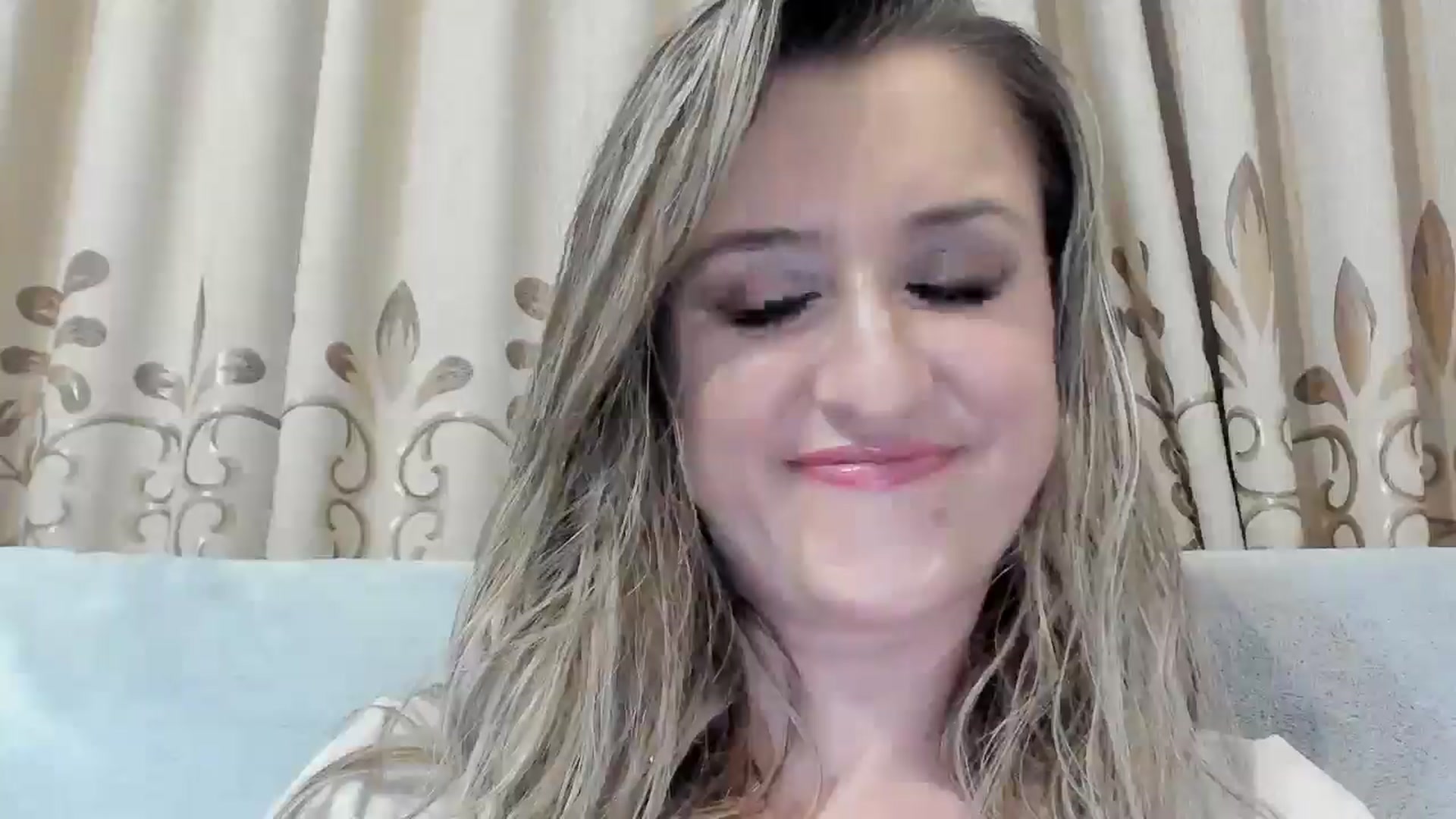 Gallery image thumbnail from BestDream's myfreecams stream on, 11/19/2025, 24:31 image 14 of 20