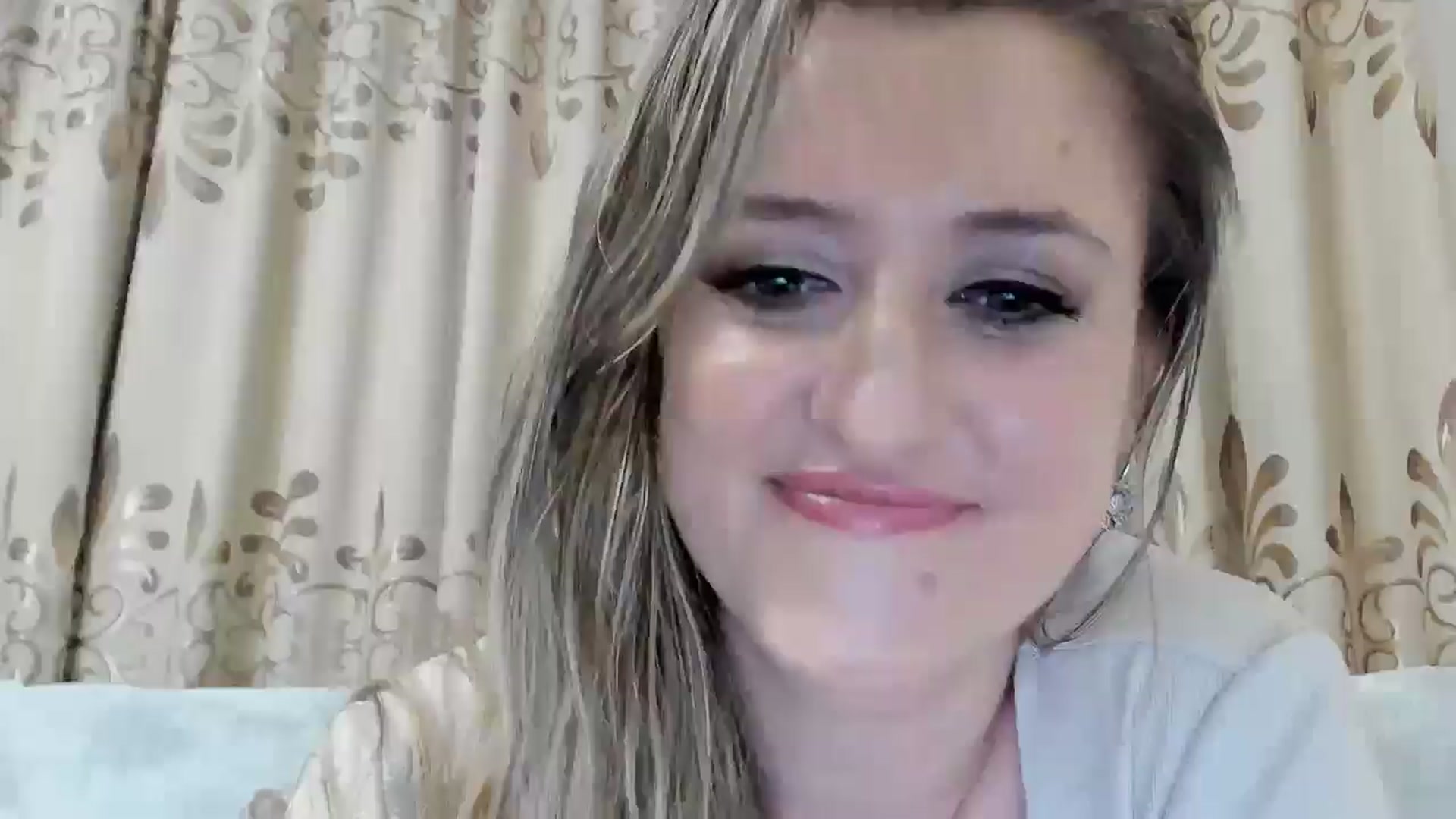 Gallery image thumbnail from BestDream's myfreecams stream on, 11/19/2025, 03:06 image 12 of 20