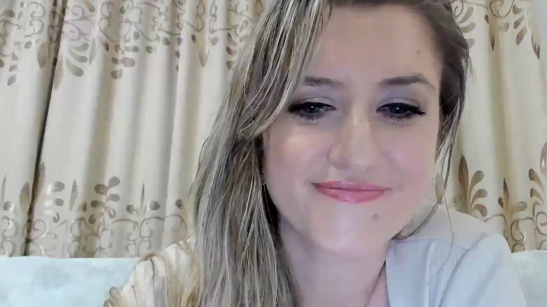 Gallery image thumbnail from BestDream's myfreecams stream on, 11/19/2025, 03:06 image 11 of 20