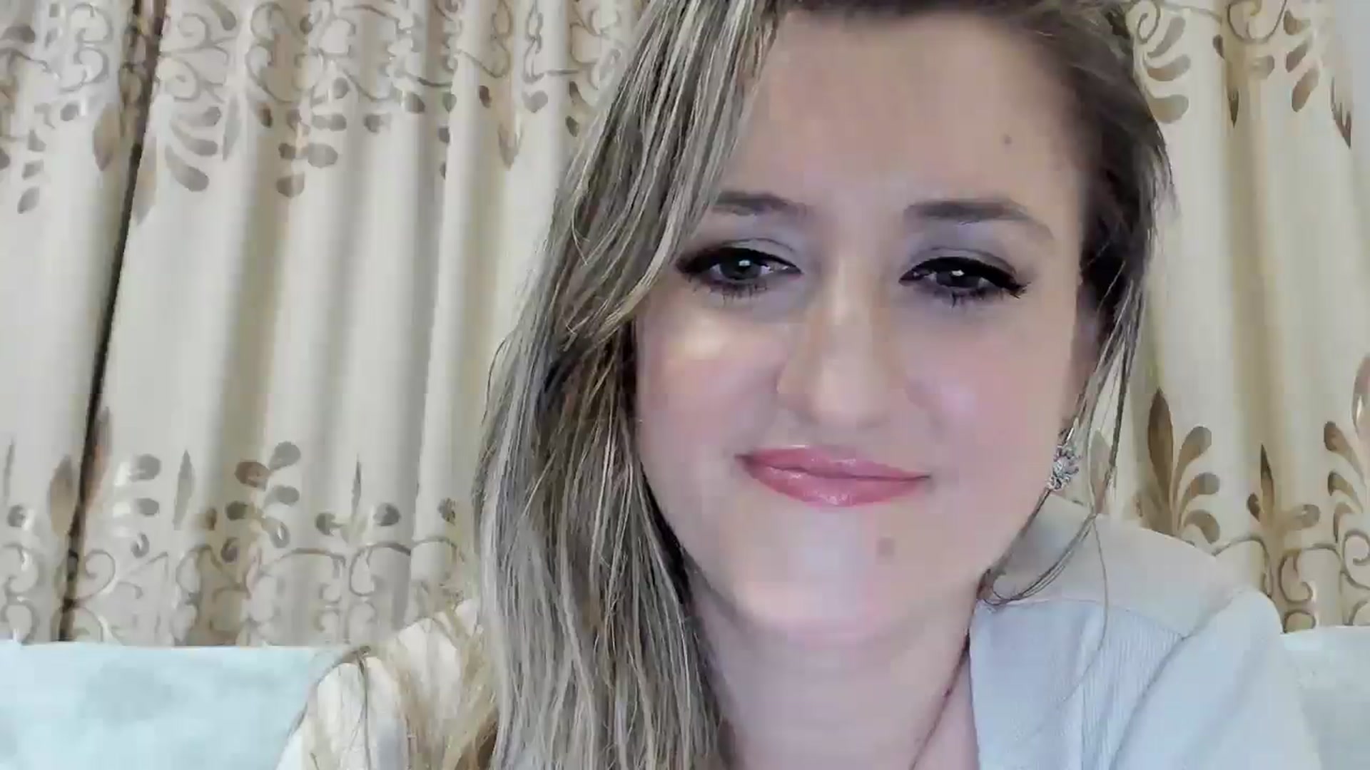 Gallery image thumbnail from BestDream's myfreecams stream on, 11/19/2025, 03:06 image 14 of 20