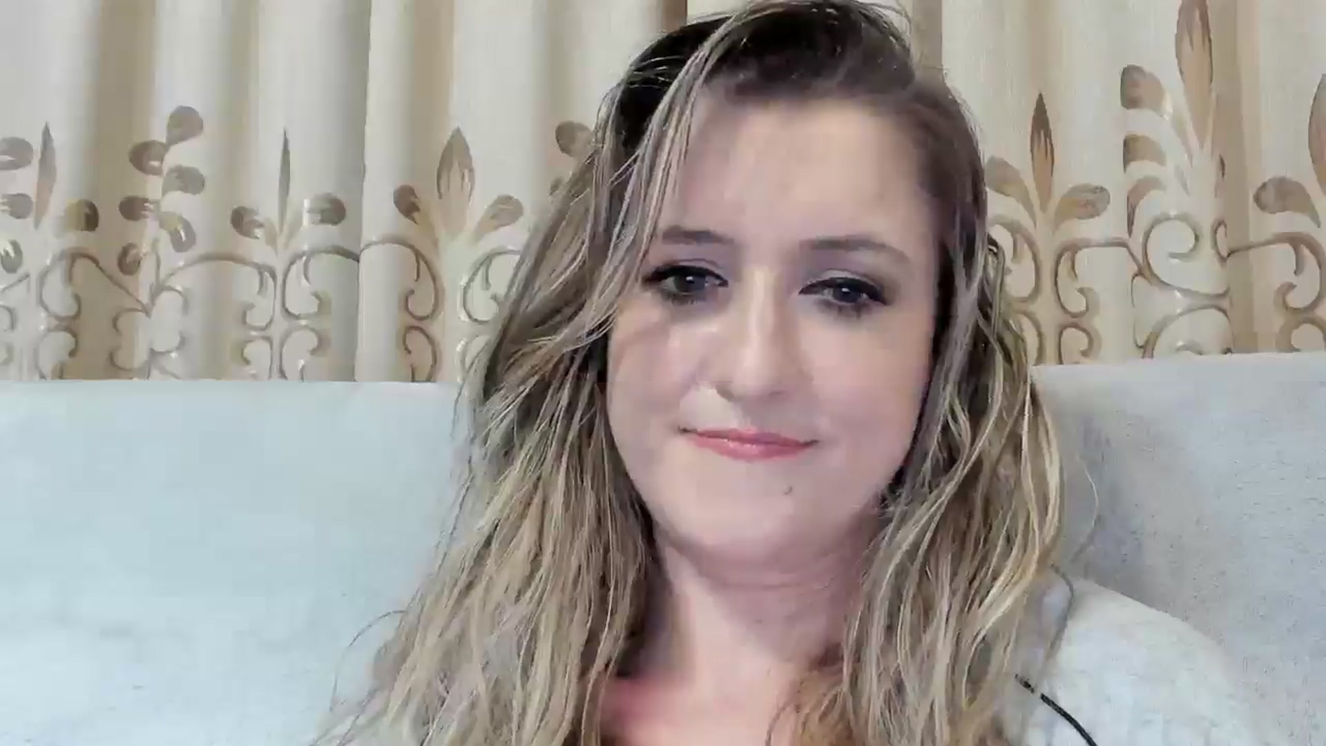 Gallery image thumbnail from BestDream's myfreecams stream on, 11/20/2025, 24:41 image 16 of 20