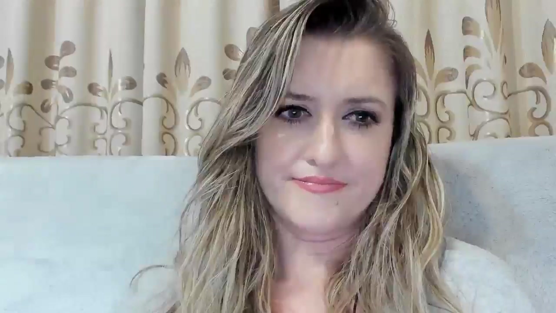 Gallery image thumbnail from BestDream's myfreecams stream on, 11/20/2025, 24:41 image 18 of 20