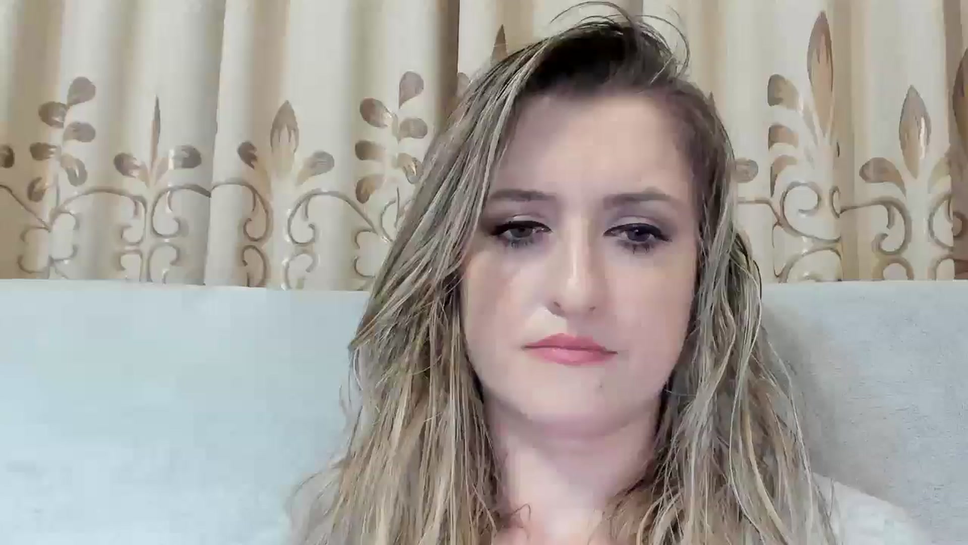 Gallery image thumbnail from BestDream's myfreecams stream on, 11/20/2025, 02:07 image 9 of 20