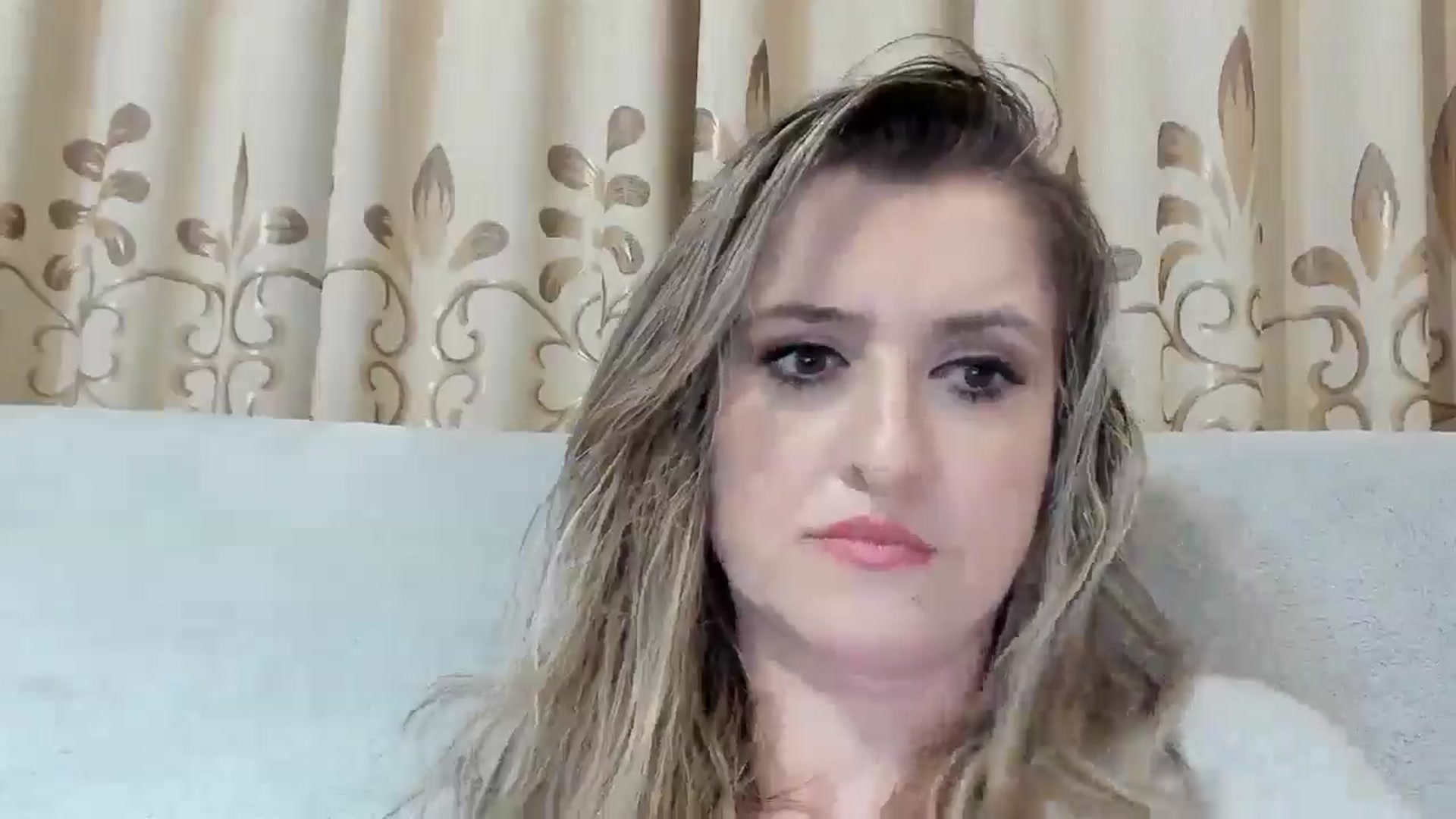 Gallery image thumbnail from BestDream's myfreecams stream on, 11/20/2025, 02:07 image 18 of 20