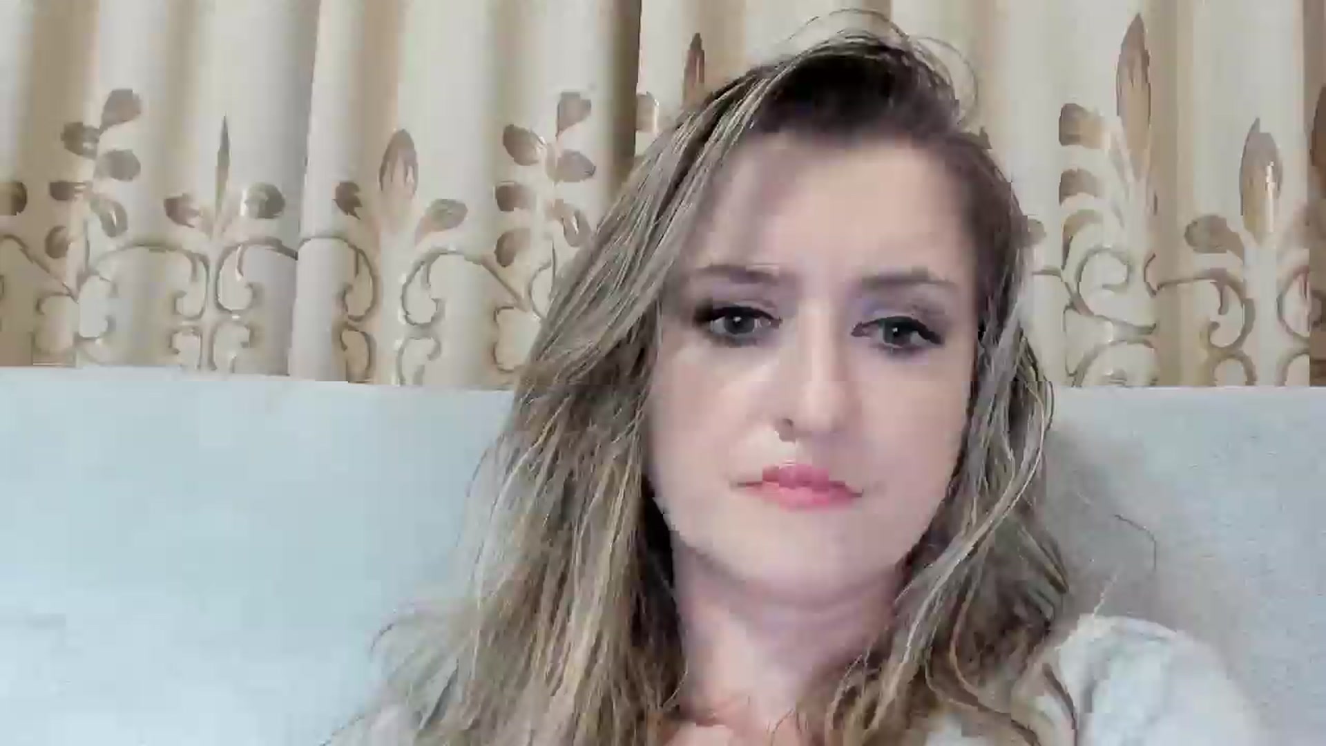 Gallery image thumbnail from BestDream's myfreecams stream on, 11/20/2025, 02:07 image 17 of 20