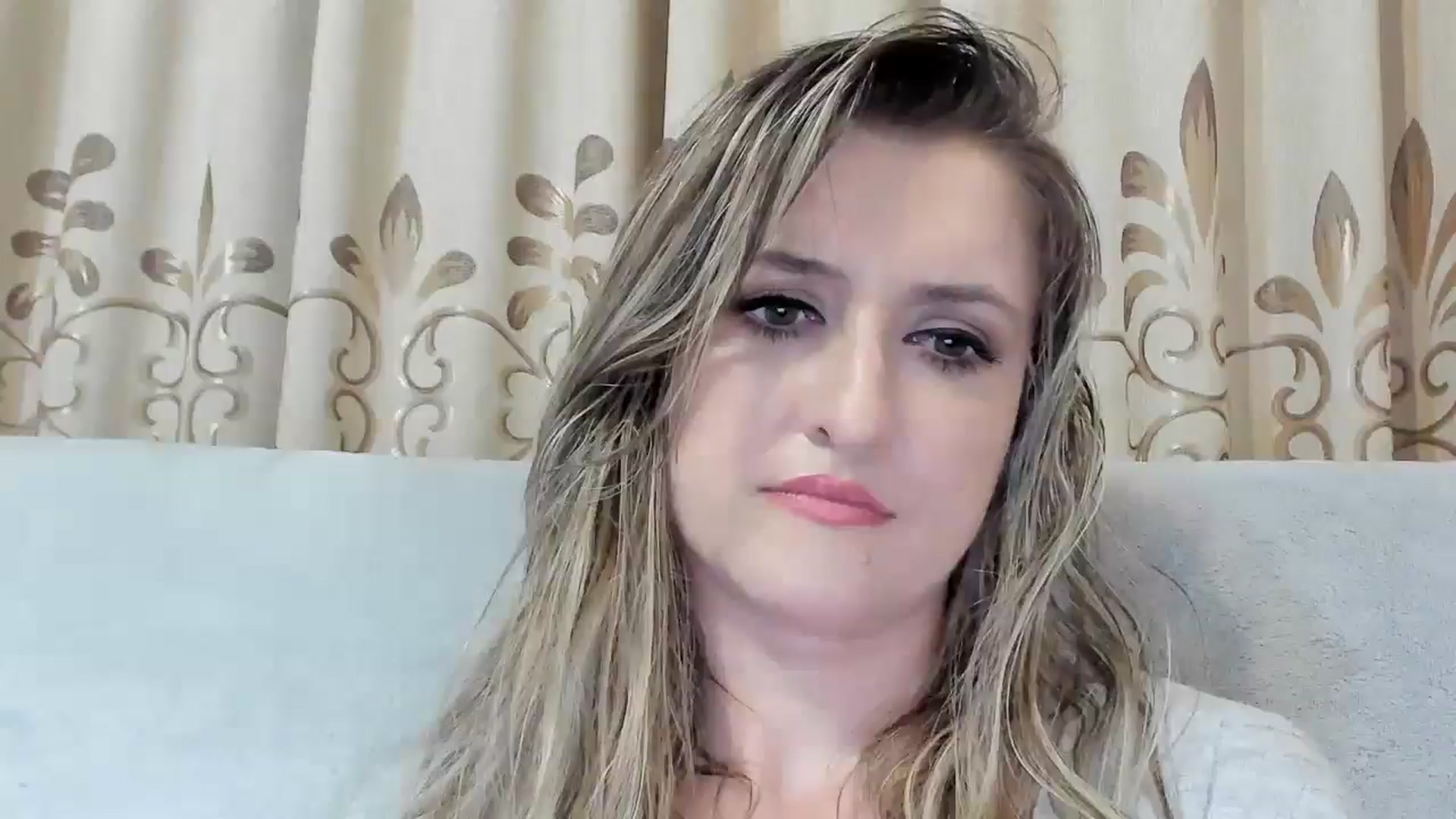 Gallery image thumbnail from BestDream's myfreecams stream on, 11/20/2025, 02:07 image 4 of 20