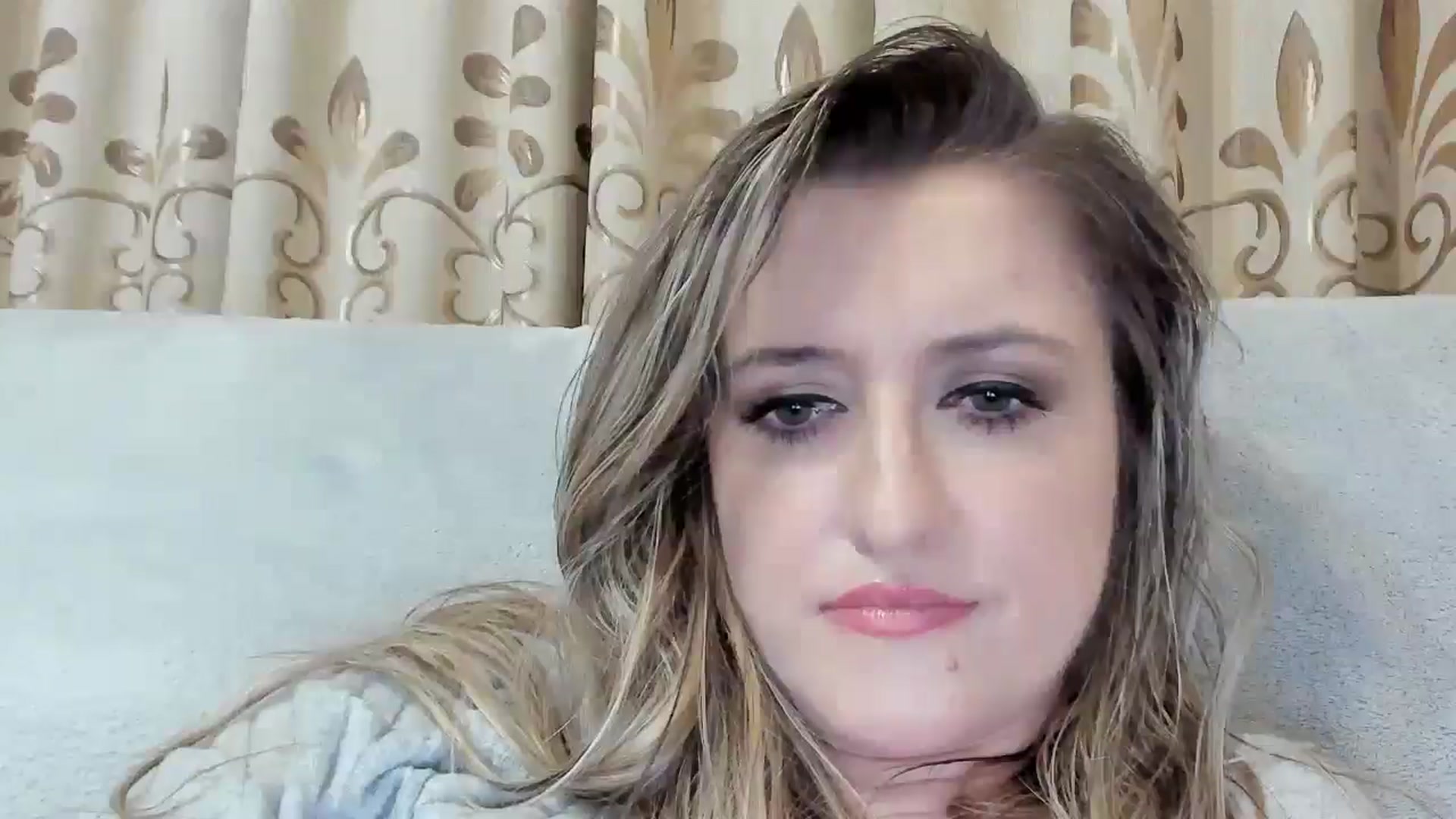 Gallery image thumbnail from BestDream's myfreecams stream on, 11/20/2025, 03:02 image 12 of 20