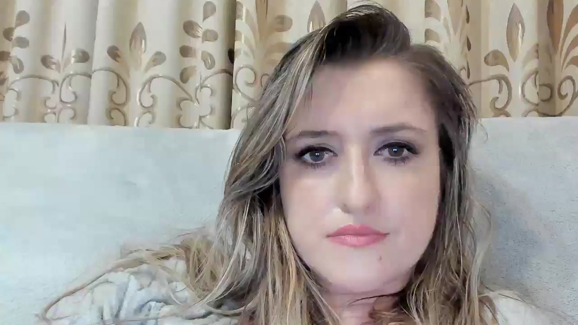 Gallery image thumbnail from BestDream's myfreecams stream on, 11/20/2025, 03:02 image 18 of 20