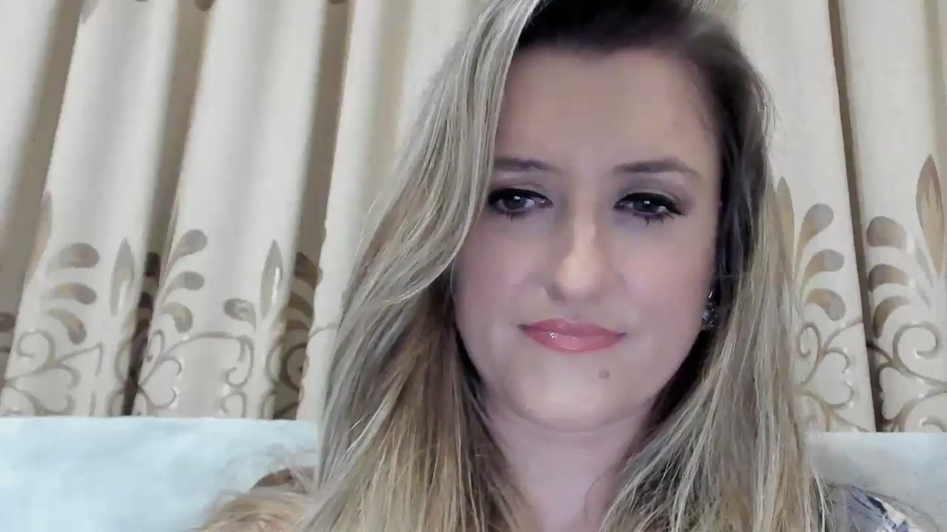 Gallery image thumbnail from BestDream's myfreecams stream on, 11/21/2025, 24:29 image 13 of 20