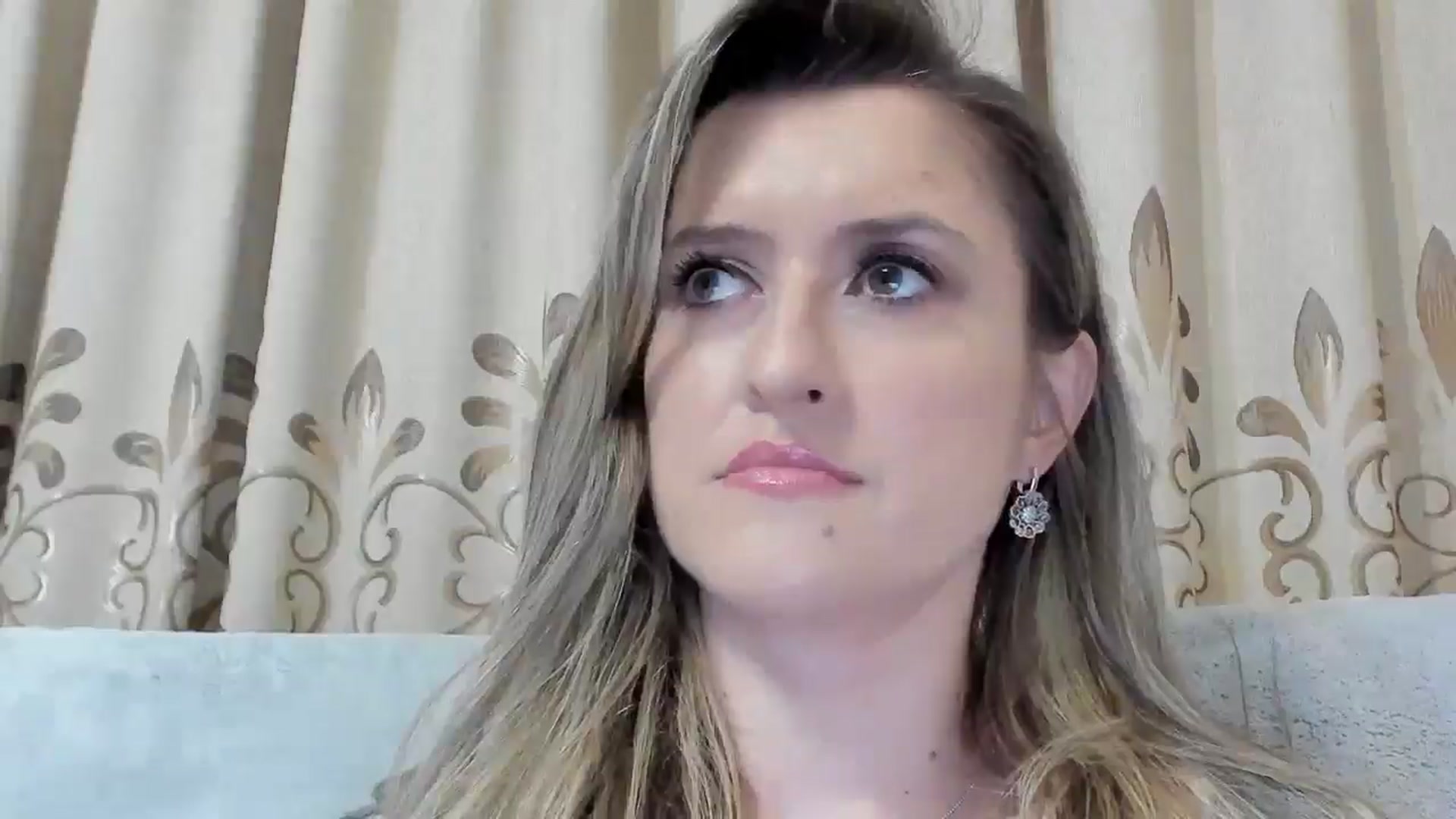 Gallery image thumbnail from BestDream's myfreecams stream on, 11/21/2025, 01:57 image 5 of 20