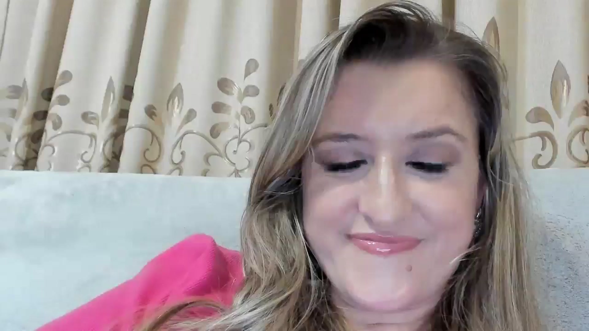 Gallery image thumbnail from BestDream's myfreecams stream on, 11/21/2025, 23:43 image 20 of 20