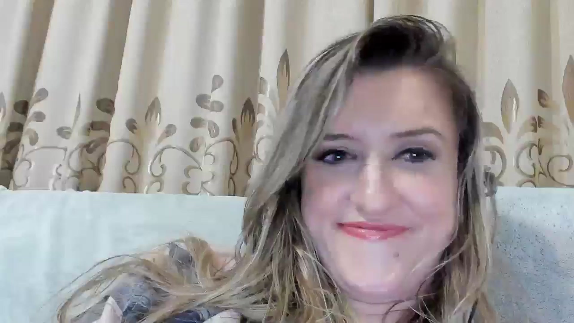 Gallery image thumbnail from BestDream's myfreecams stream on, 11/23/2025, 24:00 image 15 of 20