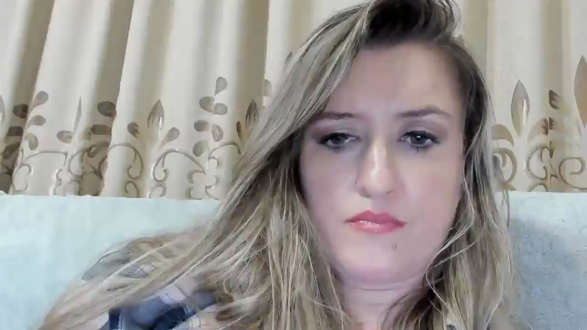 Gallery image thumbnail from BestDream's myfreecams stream on, 11/23/2025, 24:00 image 4 of 20