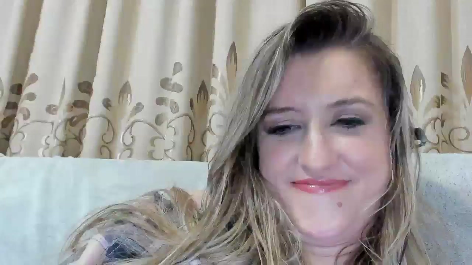 Gallery image thumbnail from BestDream's myfreecams stream on, 11/23/2025, 24:00 image 12 of 20