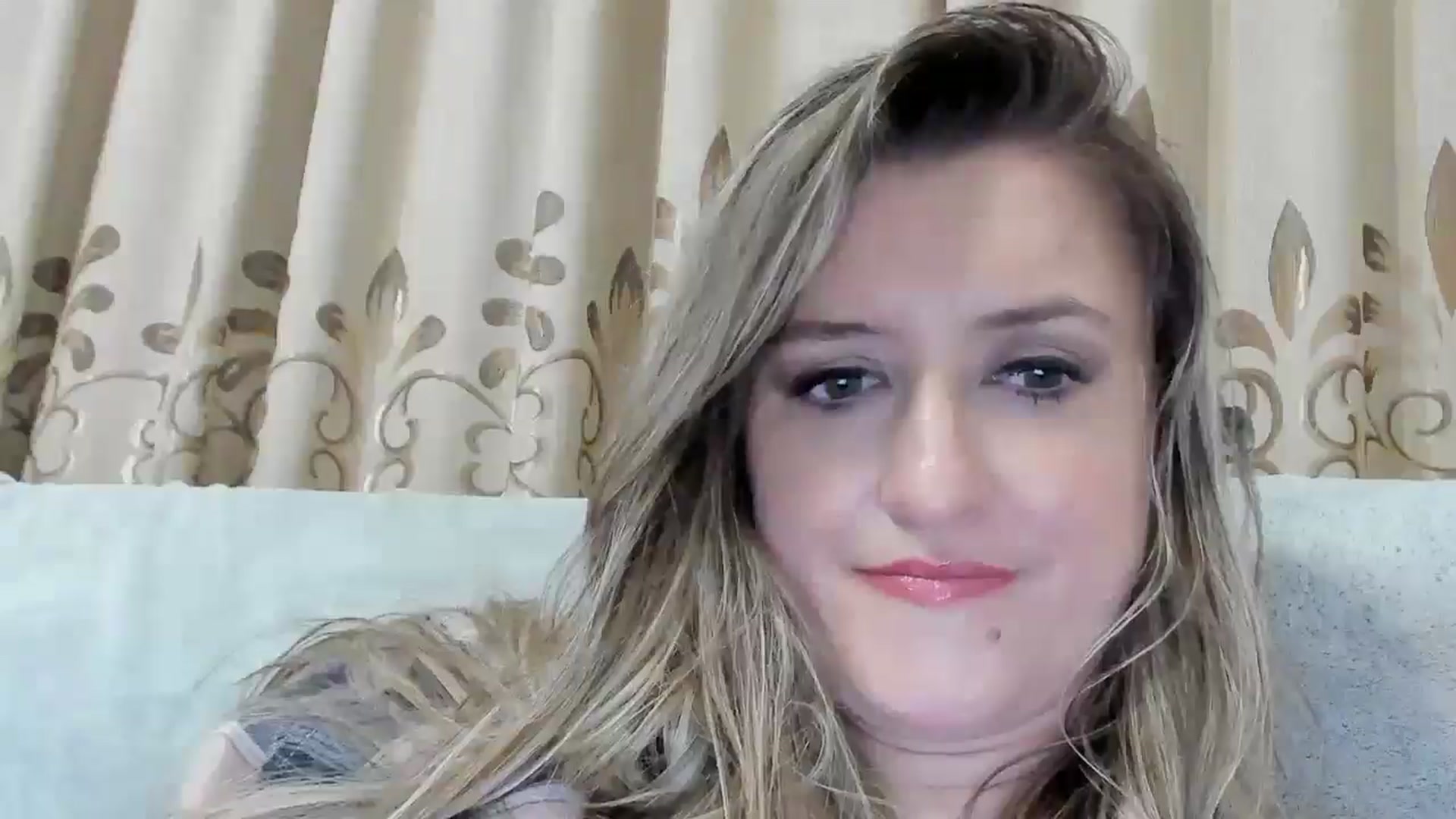Gallery image thumbnail from BestDream's myfreecams stream on, 11/23/2025, 24:00 image 7 of 20