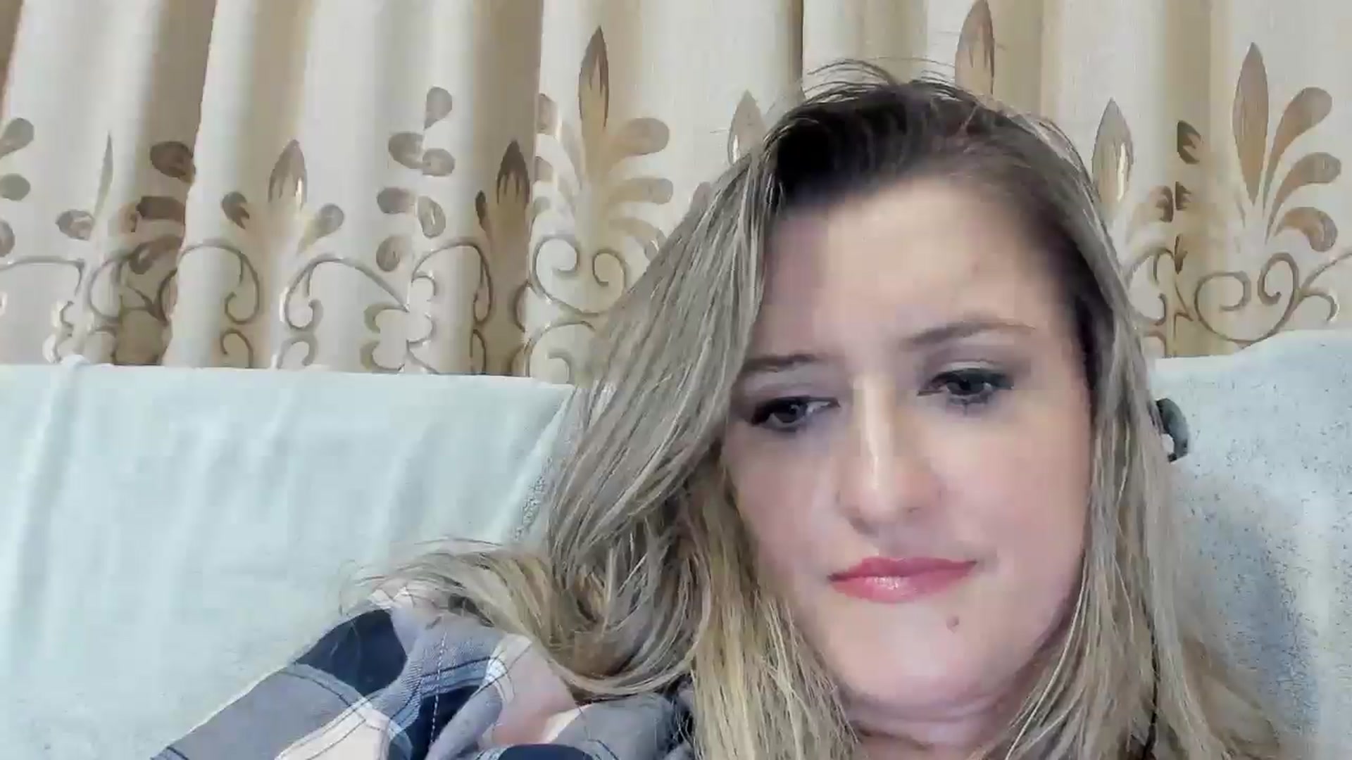 Gallery image thumbnail from BestDream's myfreecams stream on, 11/23/2025, 01:57 image 8 of 20