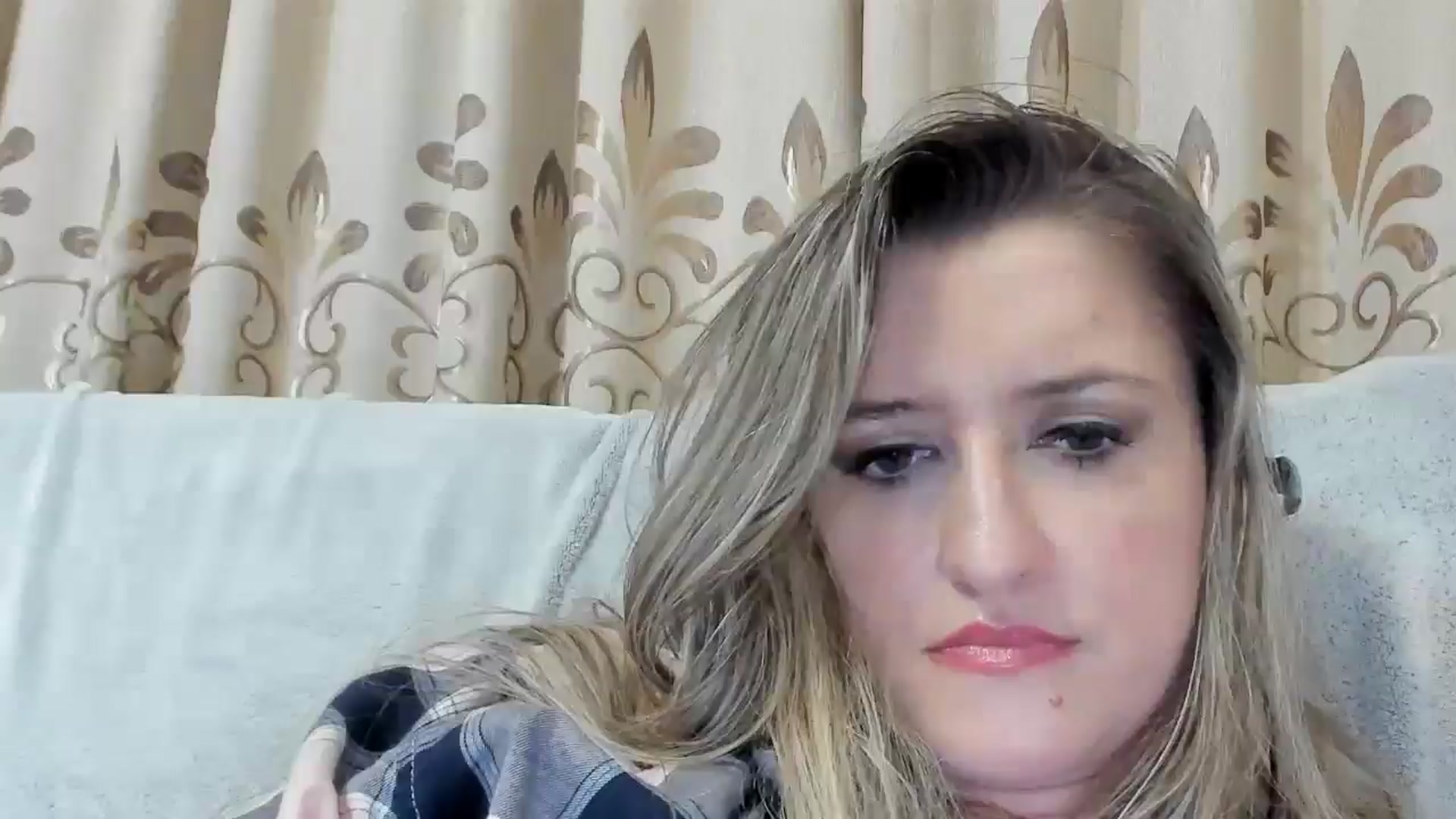 Gallery image thumbnail from BestDream's myfreecams stream on, 11/23/2025, 01:57 image 11 of 20