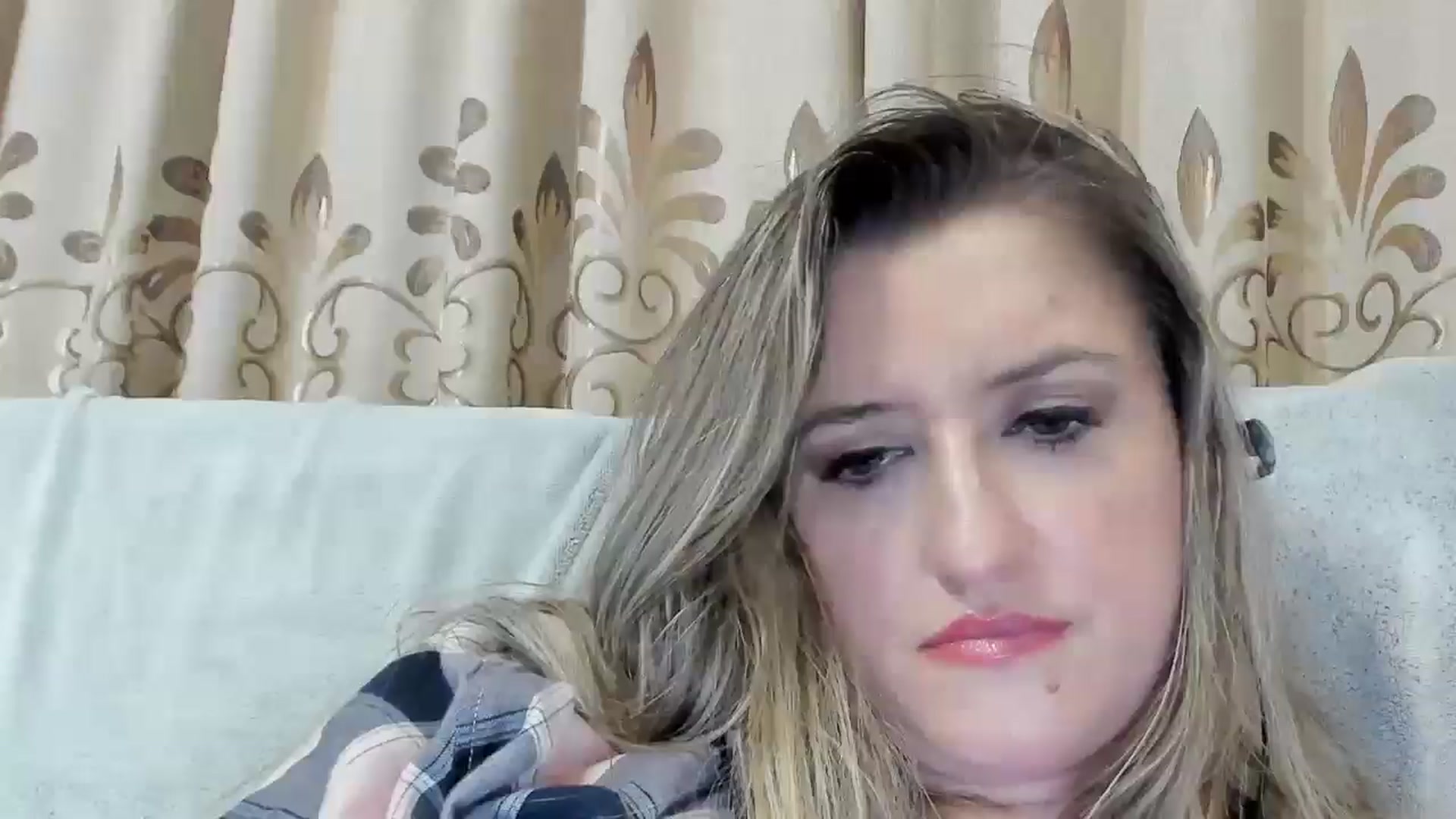 Gallery image thumbnail from BestDream's myfreecams stream on, 11/23/2025, 01:57 image 4 of 20
