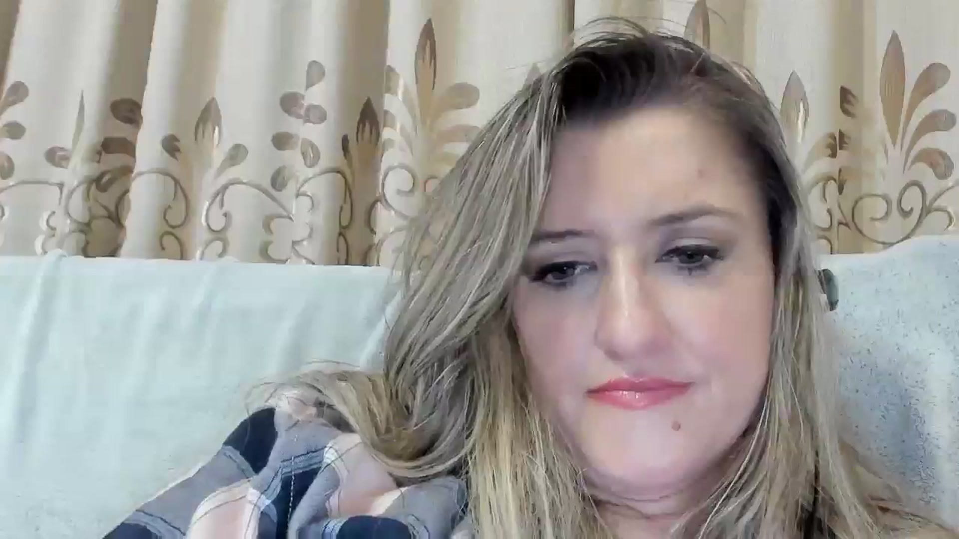 Gallery image thumbnail from BestDream's myfreecams stream on, 11/23/2025, 01:57 image 7 of 20
