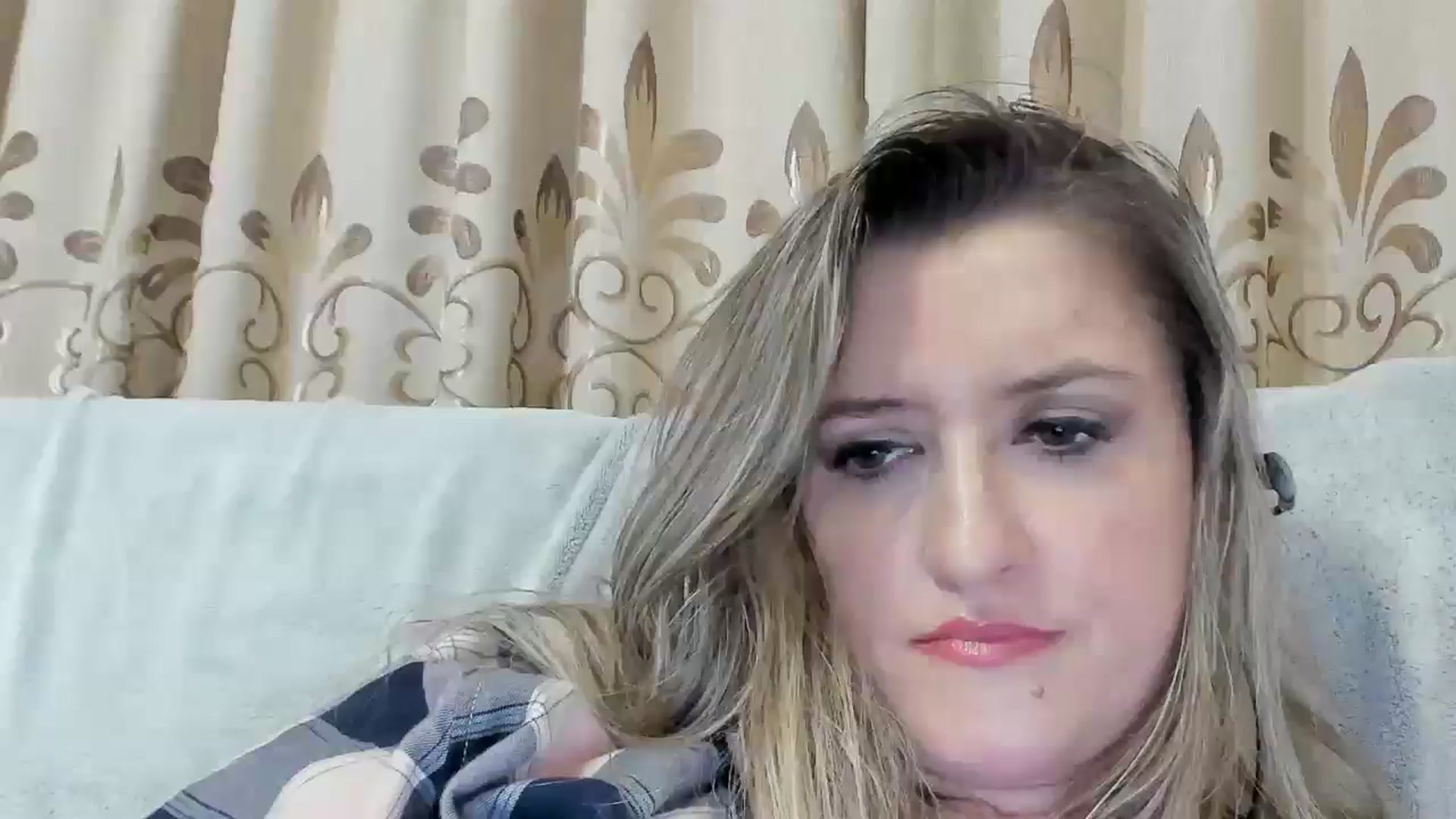 Gallery image thumbnail from BestDream's myfreecams stream on, 11/23/2025, 01:57 image 5 of 20