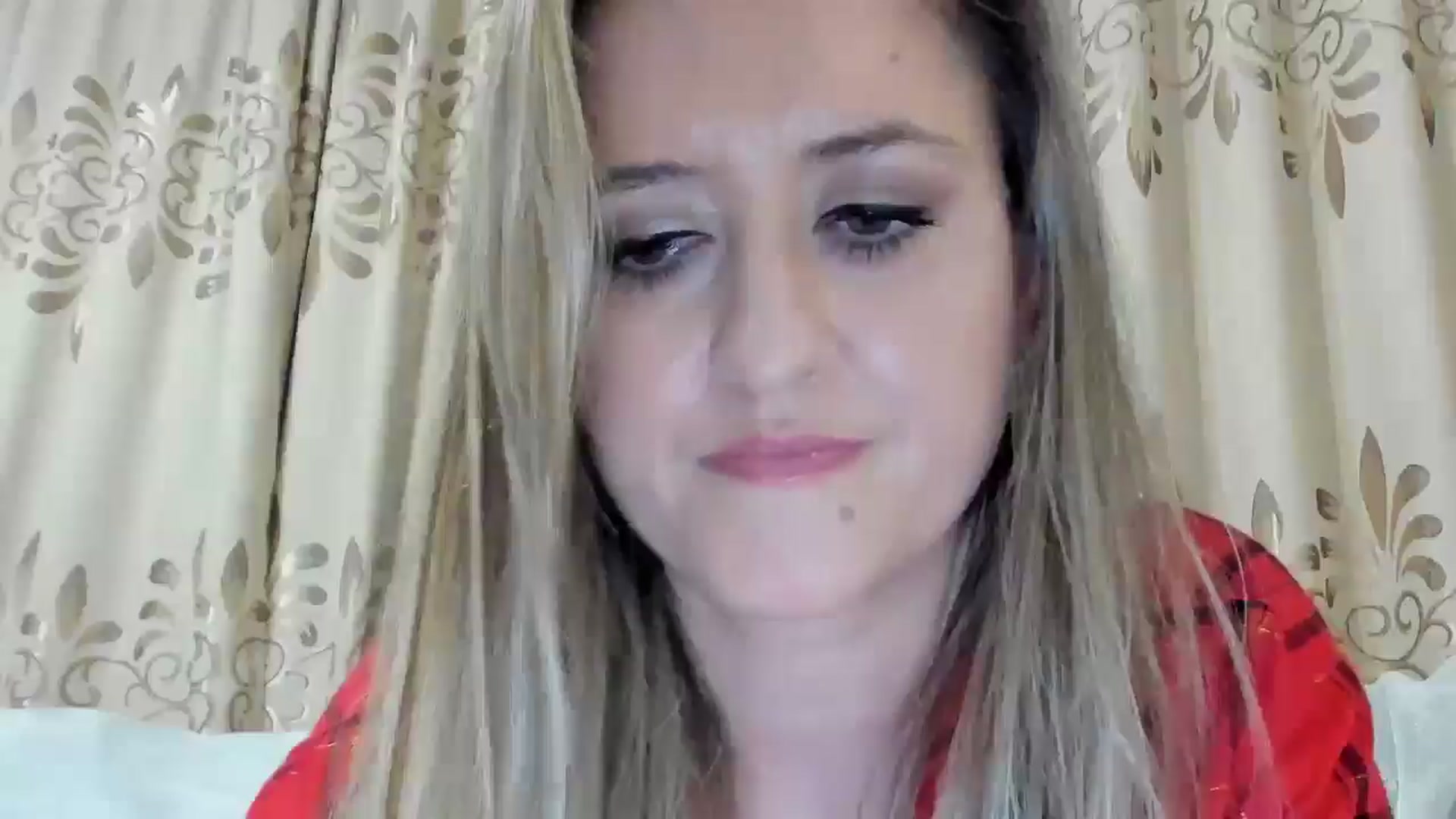 Gallery image thumbnail from BestDream's myfreecams stream on, 11/24/2025, 03:10 image 16 of 20