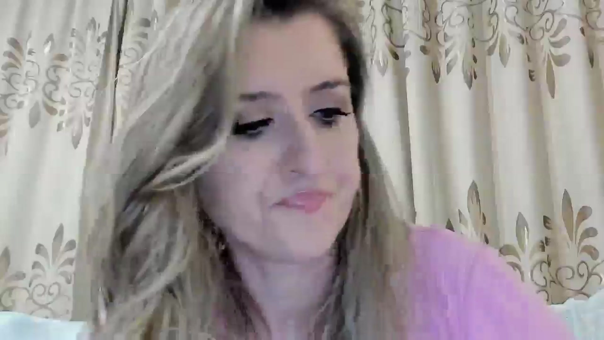 Gallery image thumbnail from BestDream's myfreecams stream on, 11/25/2025, 24:19 image 7 of 20