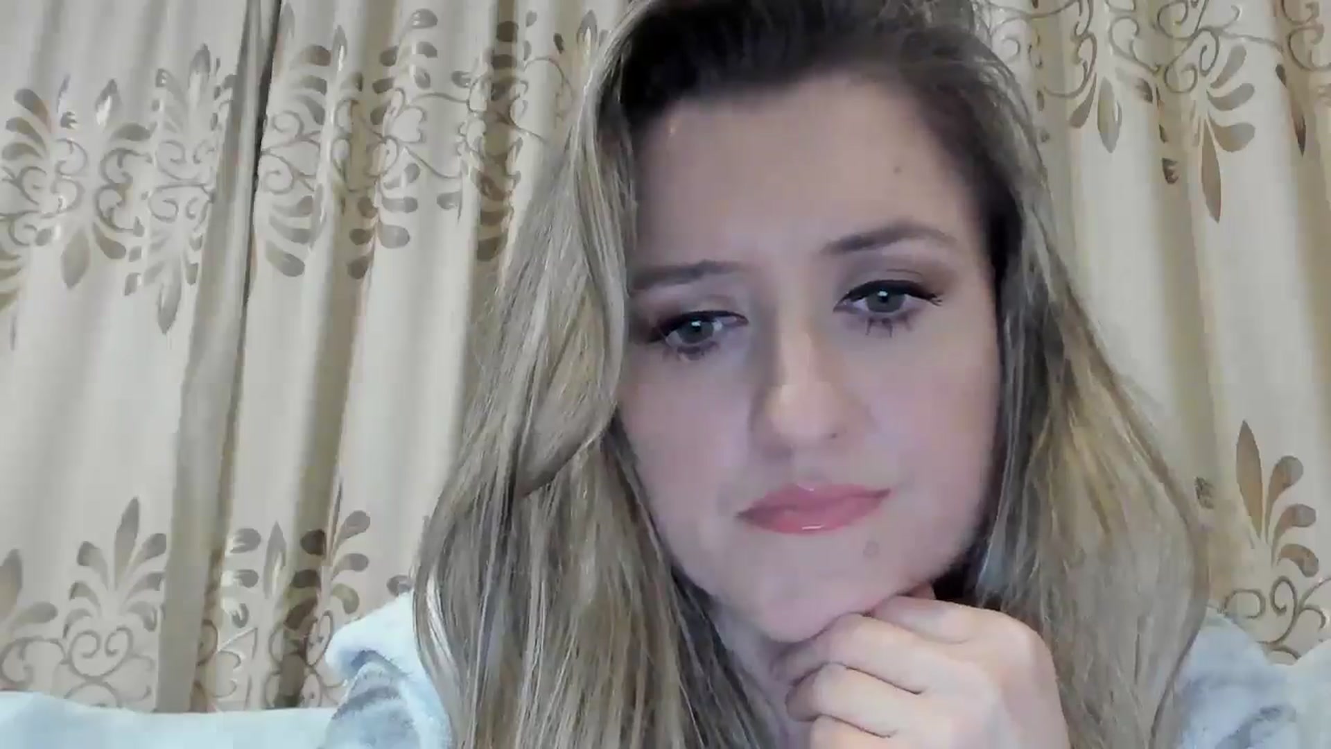 Gallery image thumbnail from BestDream's myfreecams stream on, 11/25/2025, 08:25 image 6 of 20