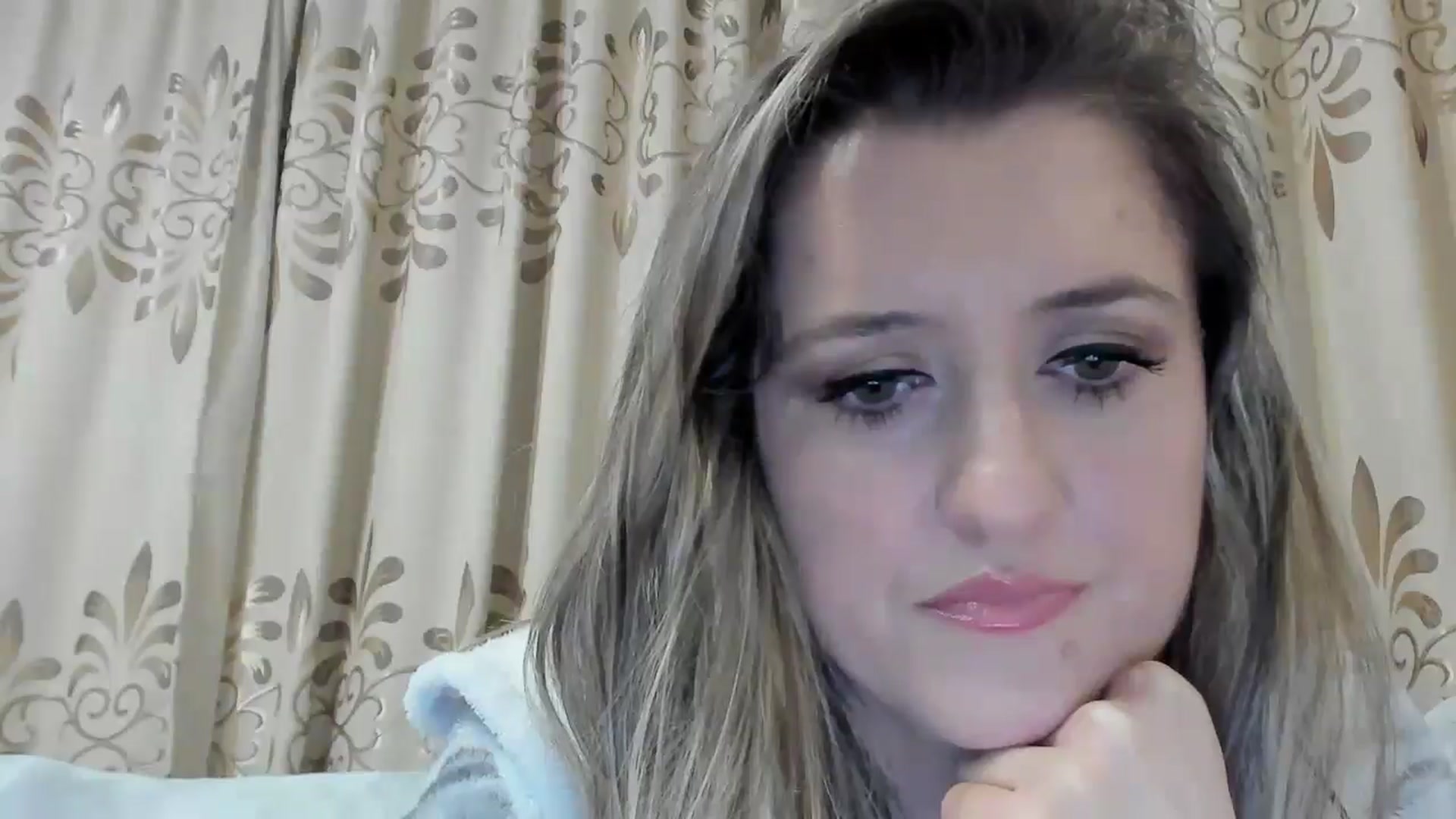 Gallery image thumbnail from BestDream's myfreecams stream on, 11/25/2025, 08:25 image 9 of 20
