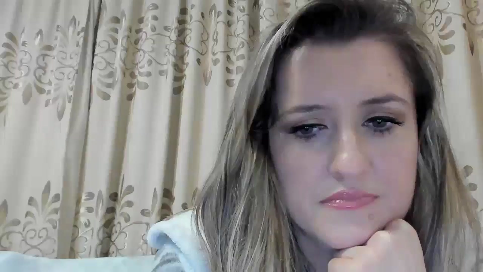 Gallery image thumbnail from BestDream's myfreecams stream on, 11/25/2025, 08:25 image 10 of 20