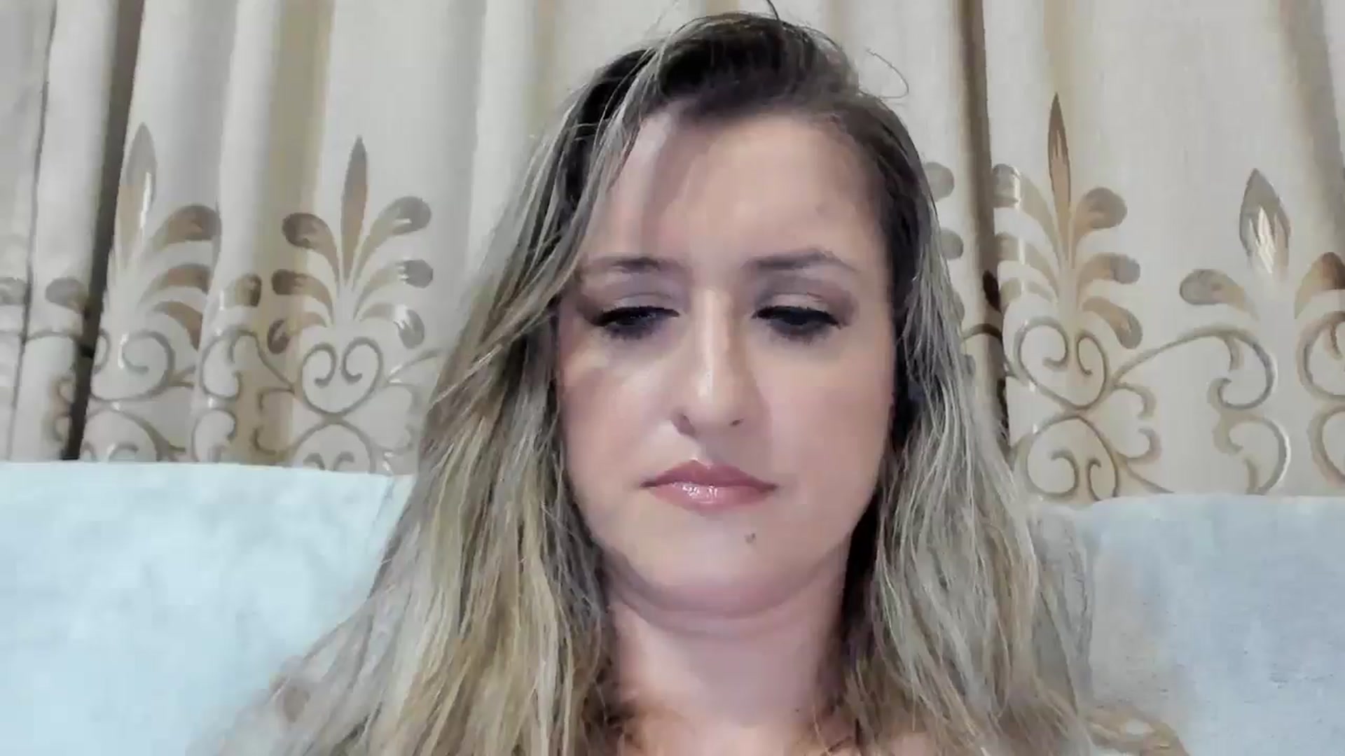 Gallery image thumbnail from BestDream's myfreecams stream on, 11/26/2025, 01:03 image 11 of 20
