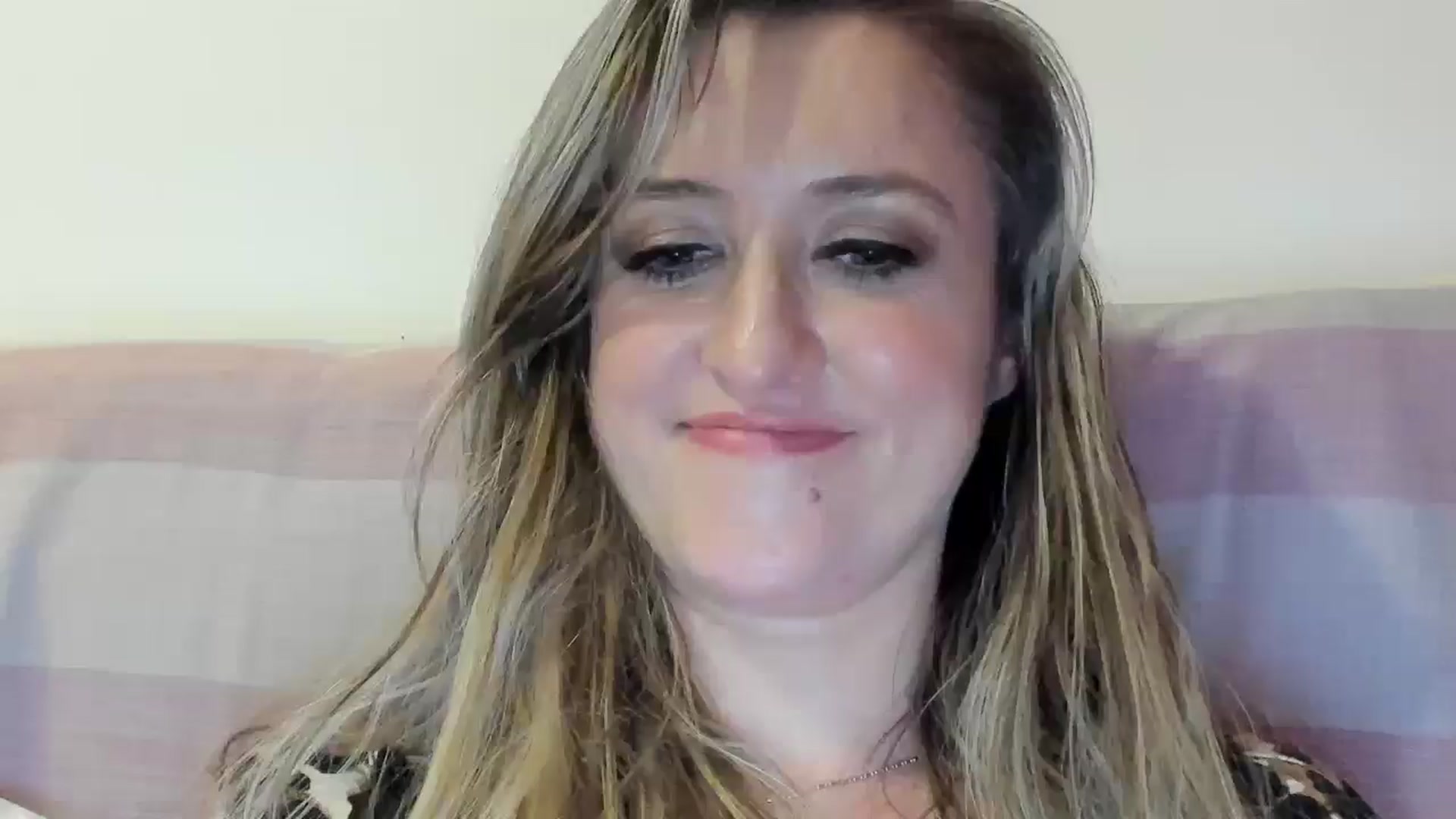 Gallery image thumbnail from BestDream's myfreecams stream on, 11/29/2025, 03:18 image 10 of 20